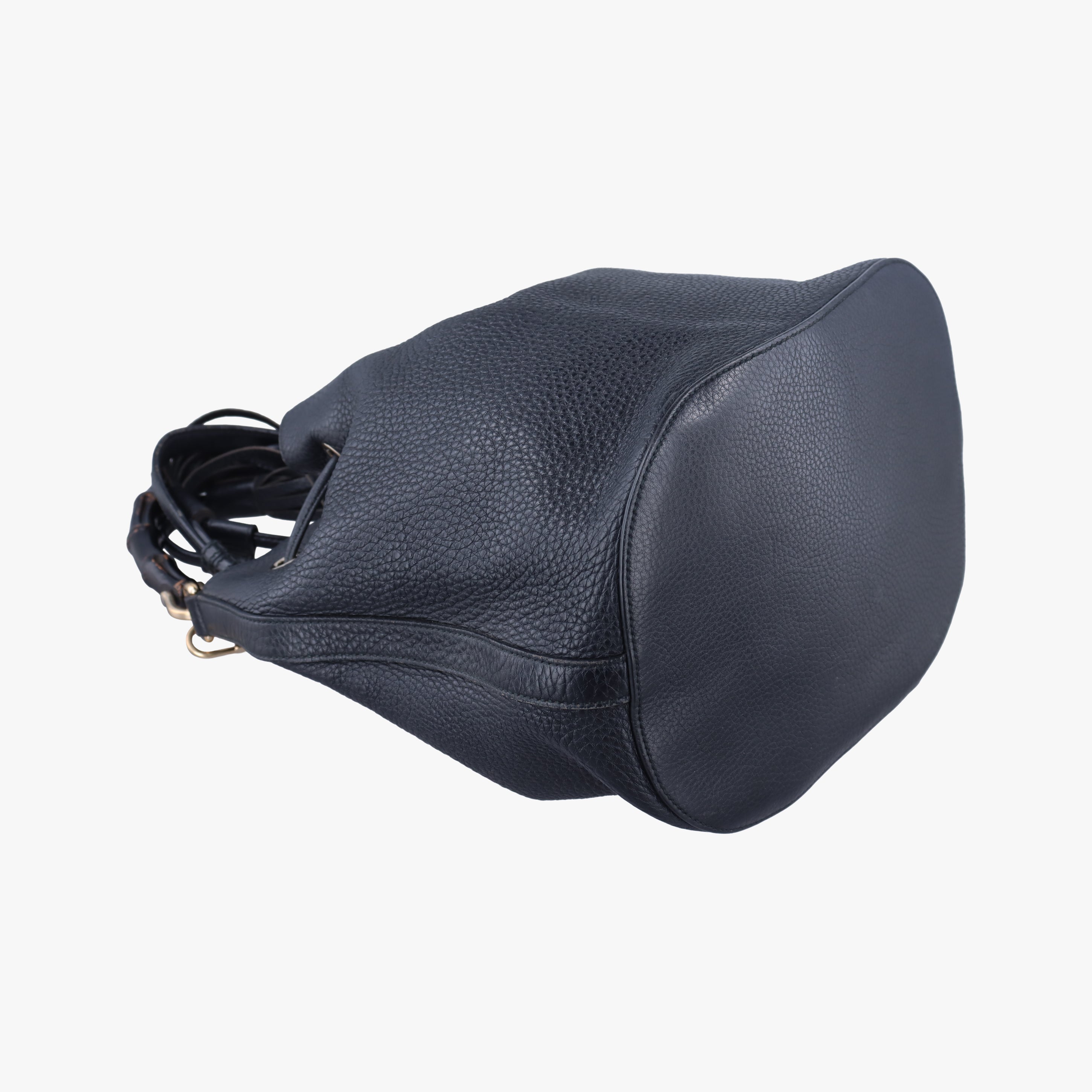 Secondhand Gucci Bamboo Fringe Tassel Bucket Black Leather 387613 shoulderbag | stylenewstar