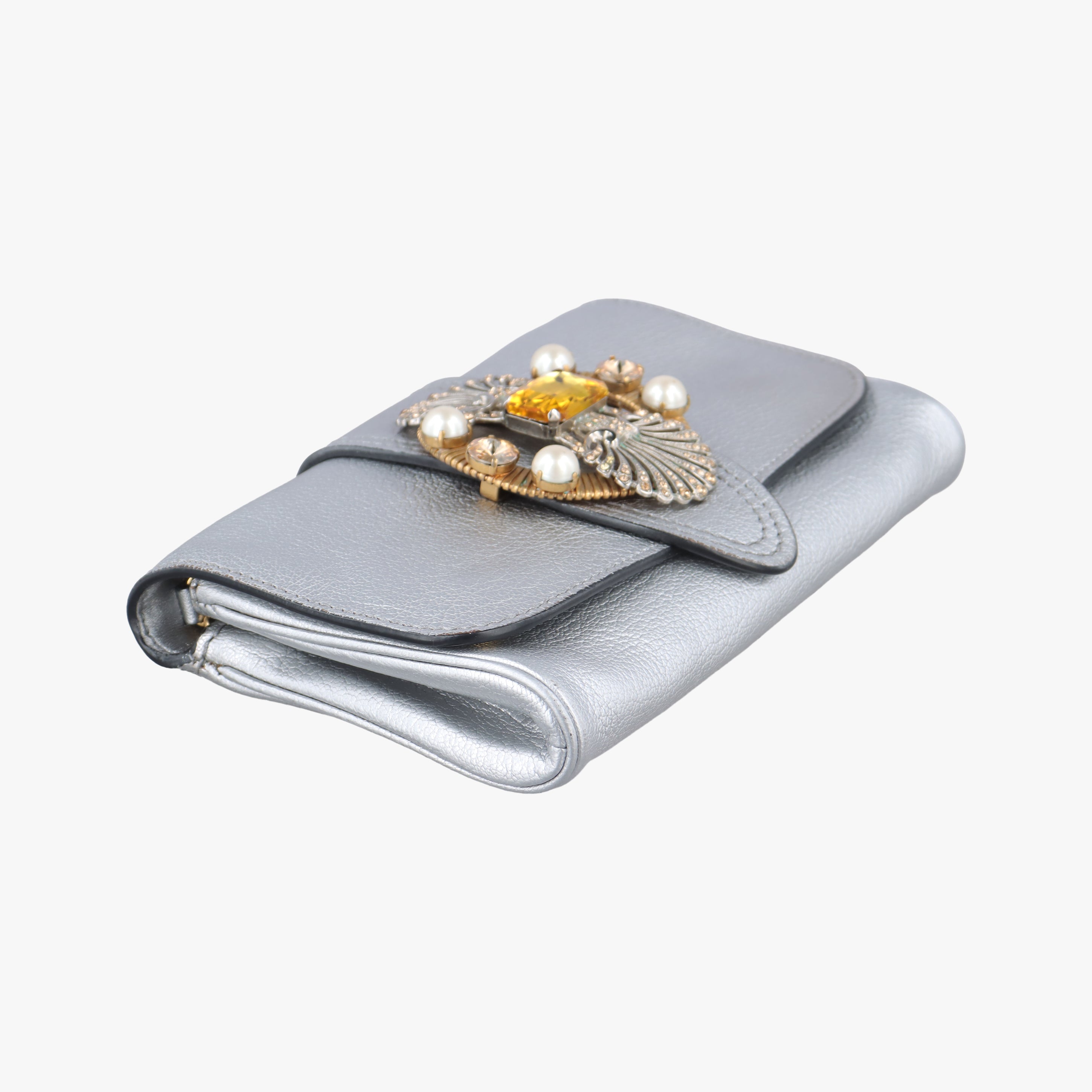 Pre-owned Miu Miu Miu Lady Silver Leather  shoulderbag | stylenewstar