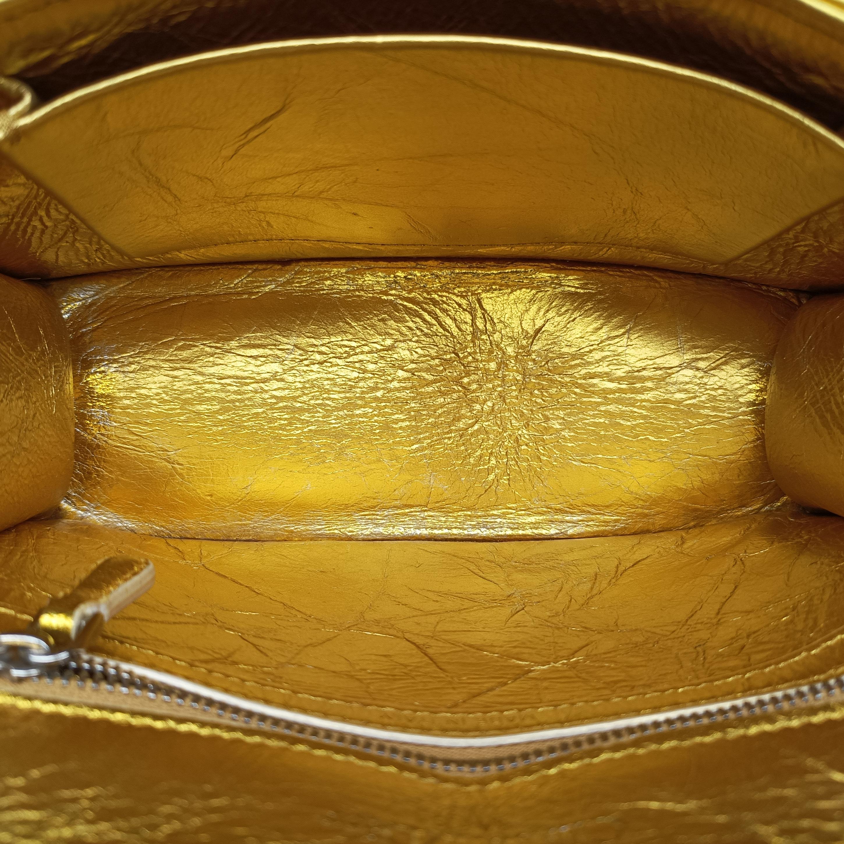 Pre-owned Christian Dior Diorama CD Clasp Golden Leather  shoulderbag | stylenewstar