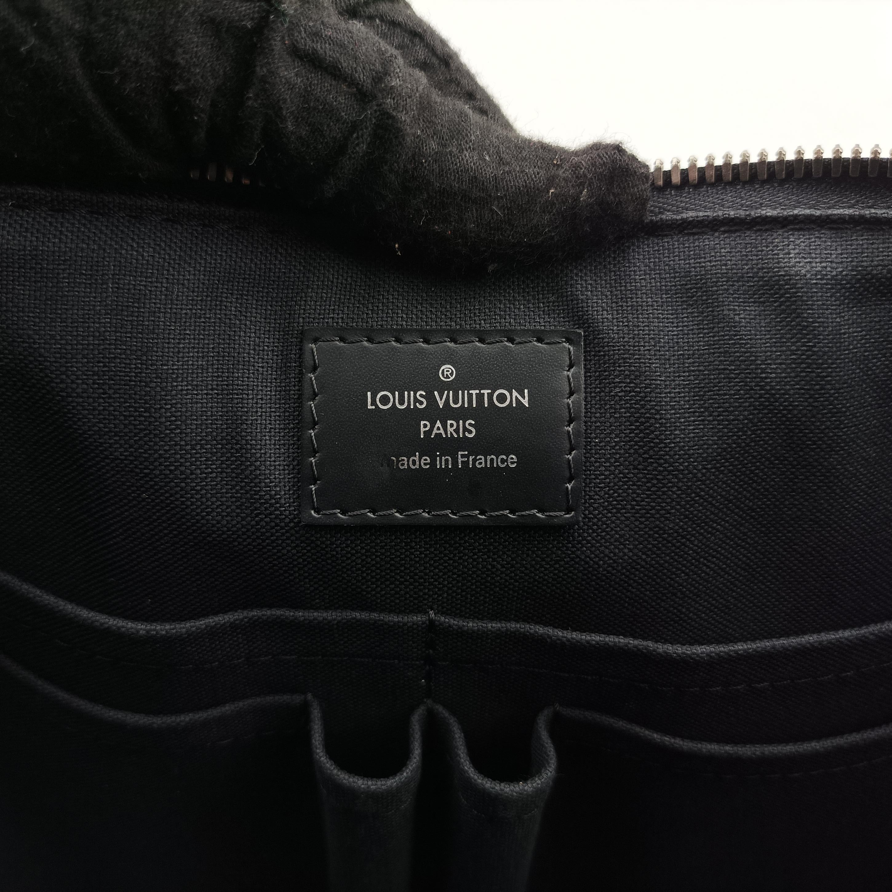 Pre-owned Louis Vuitton Porte Documents Jour Noir Damier Graphite N48224 handbag | stylenewstar