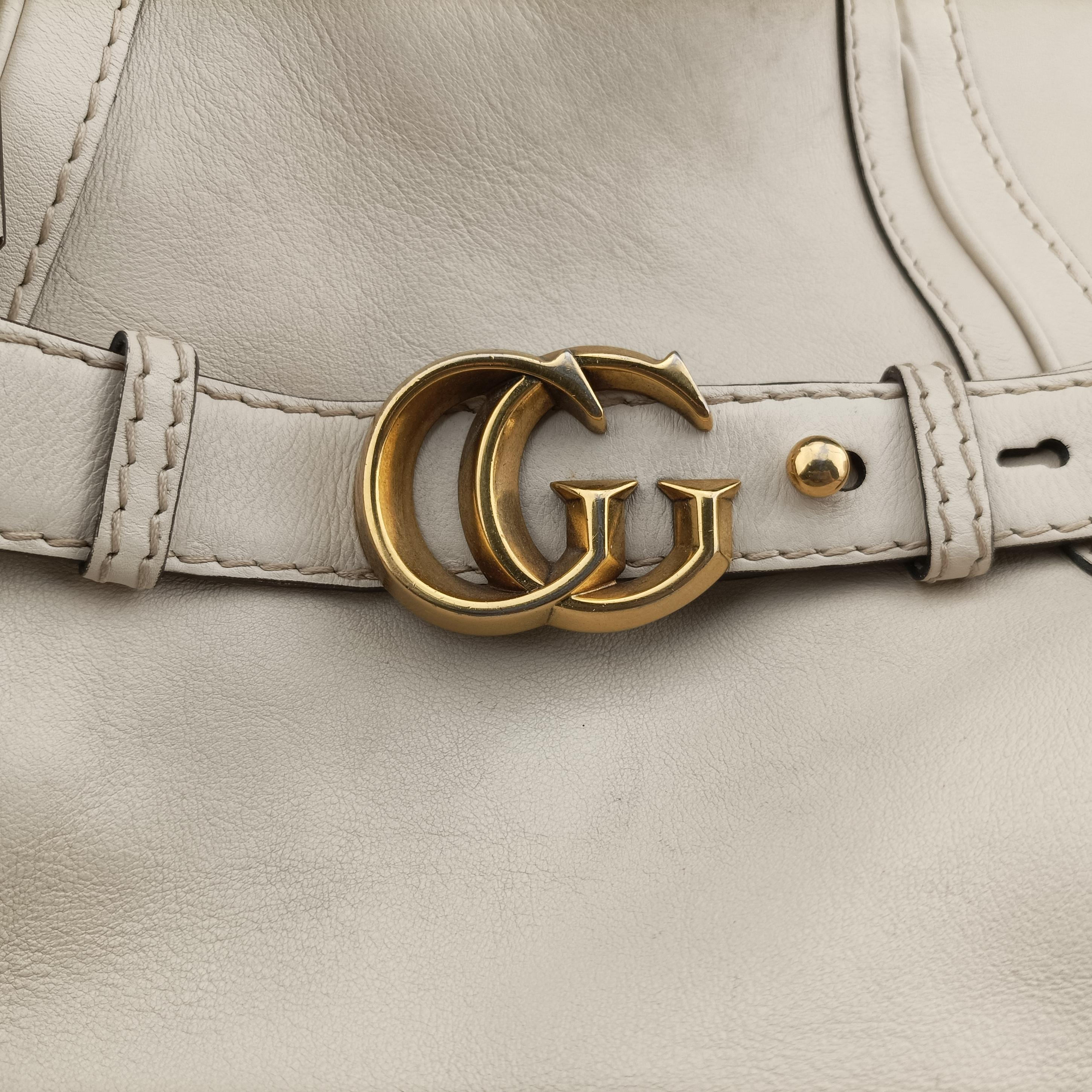 Vintage Gucci GG Running White Leather 247185 shoulderbag | stylenewstar