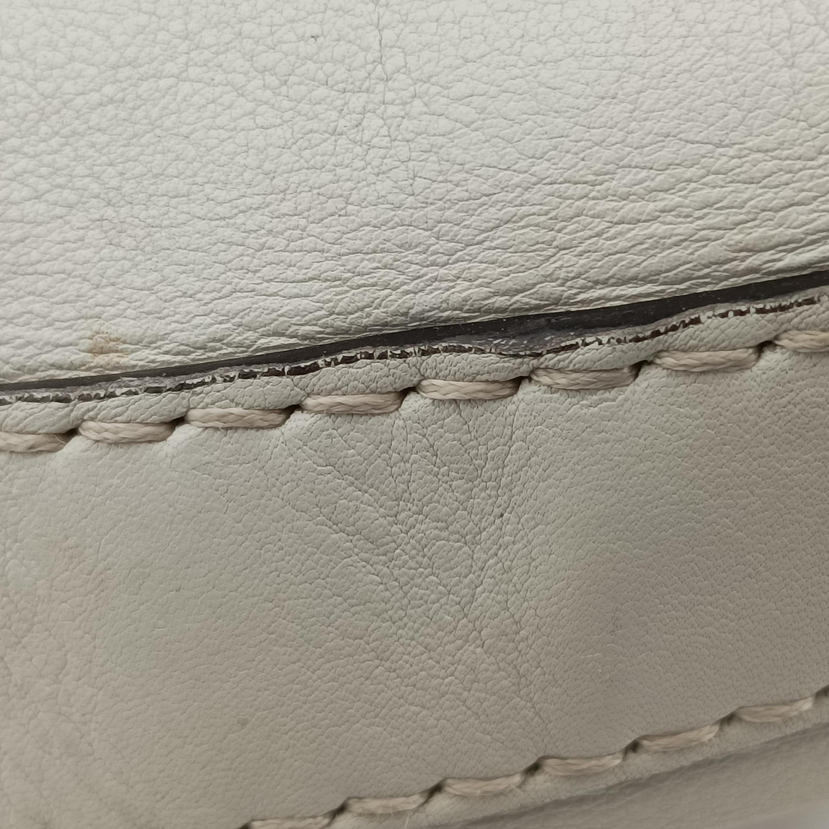Vintage Gucci GG Running White Leather 247185 shoulderbag | stylenewstar