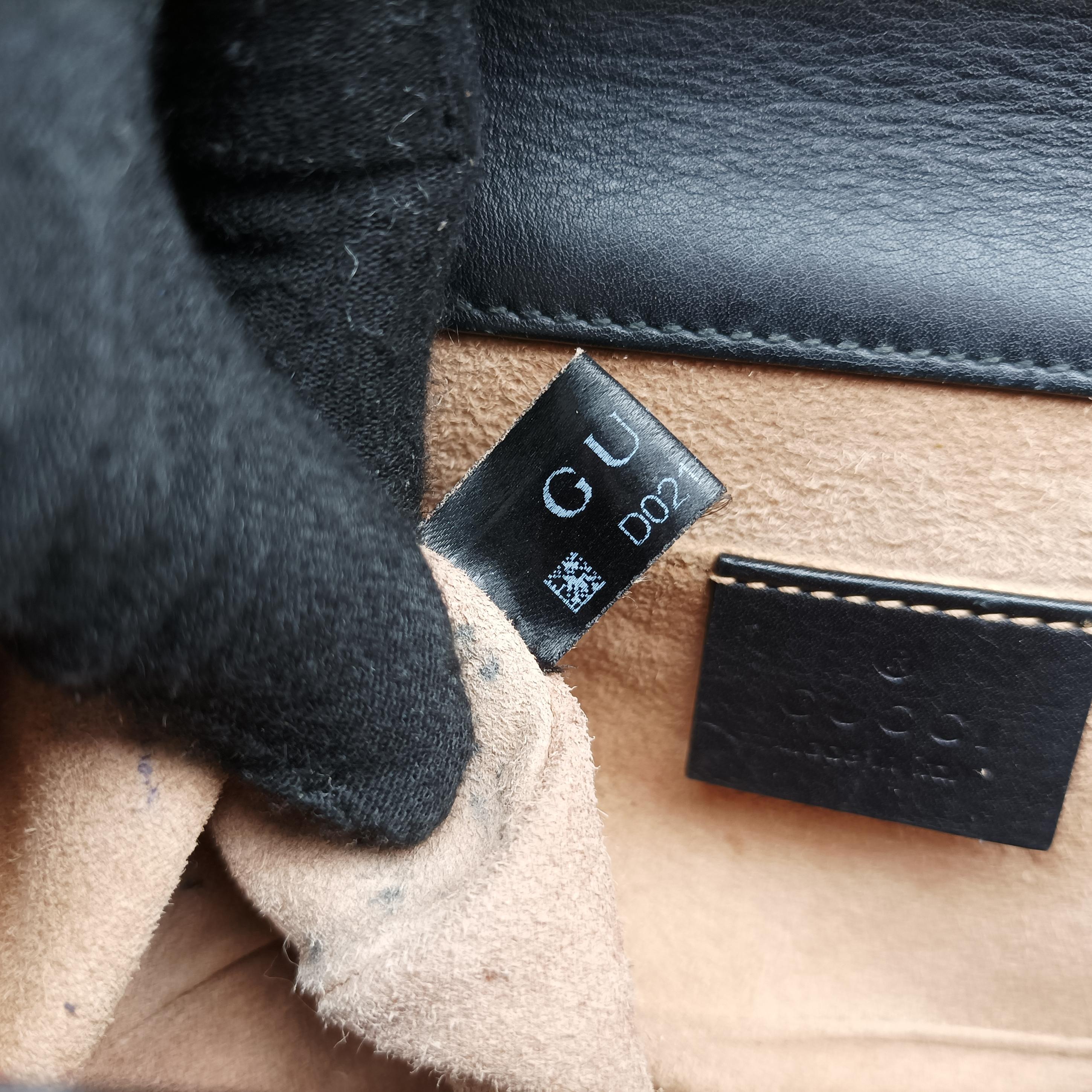 Pre-owned Gucci Padlock Black Leather 432182 shoulderbag | stylenewstar