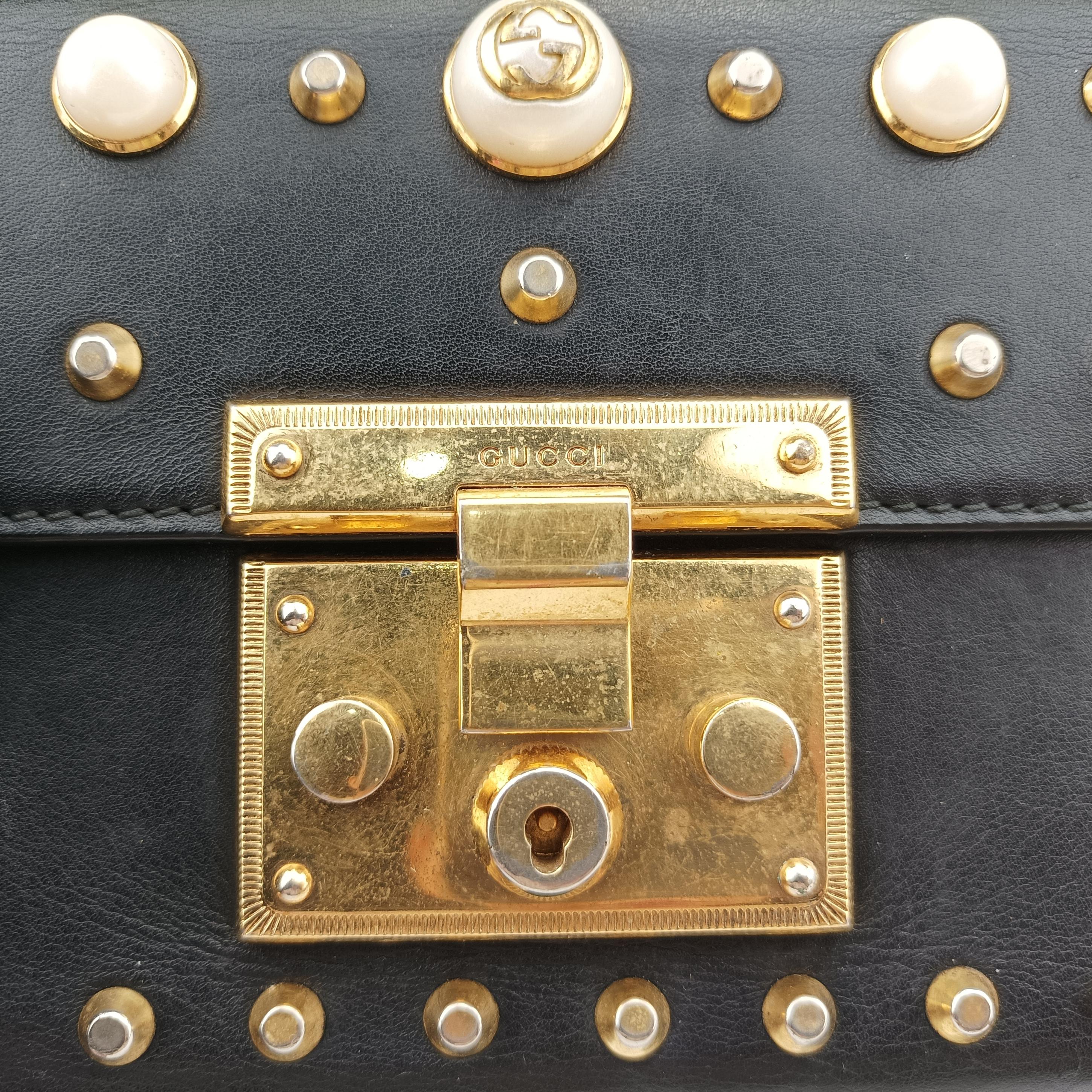 Pre-owned Gucci Padlock Black Leather 432182 shoulderbag | stylenewstar
