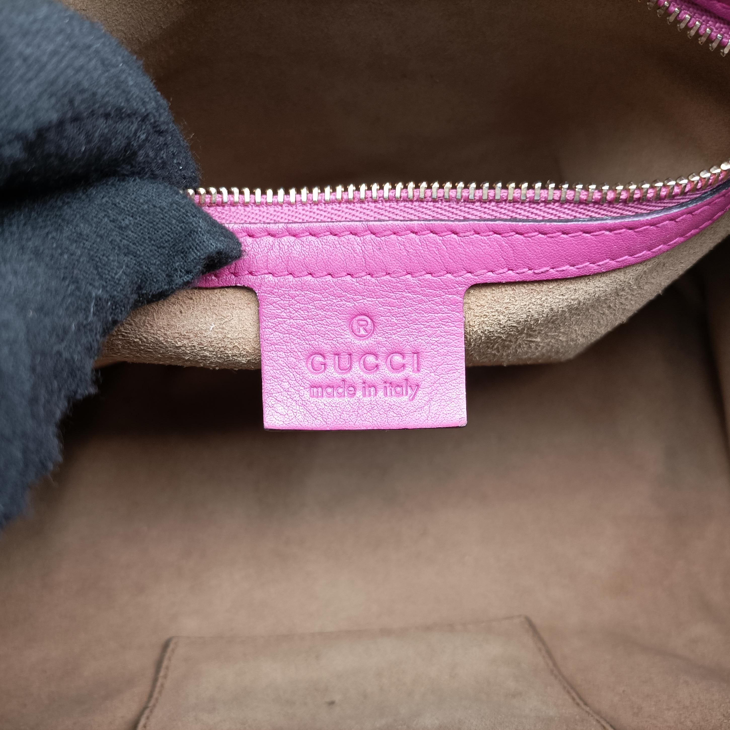 Vintage Gucci GG SUPREME beige×red×pink PVC coated canvas 409529 bostonbag | stylenewstar