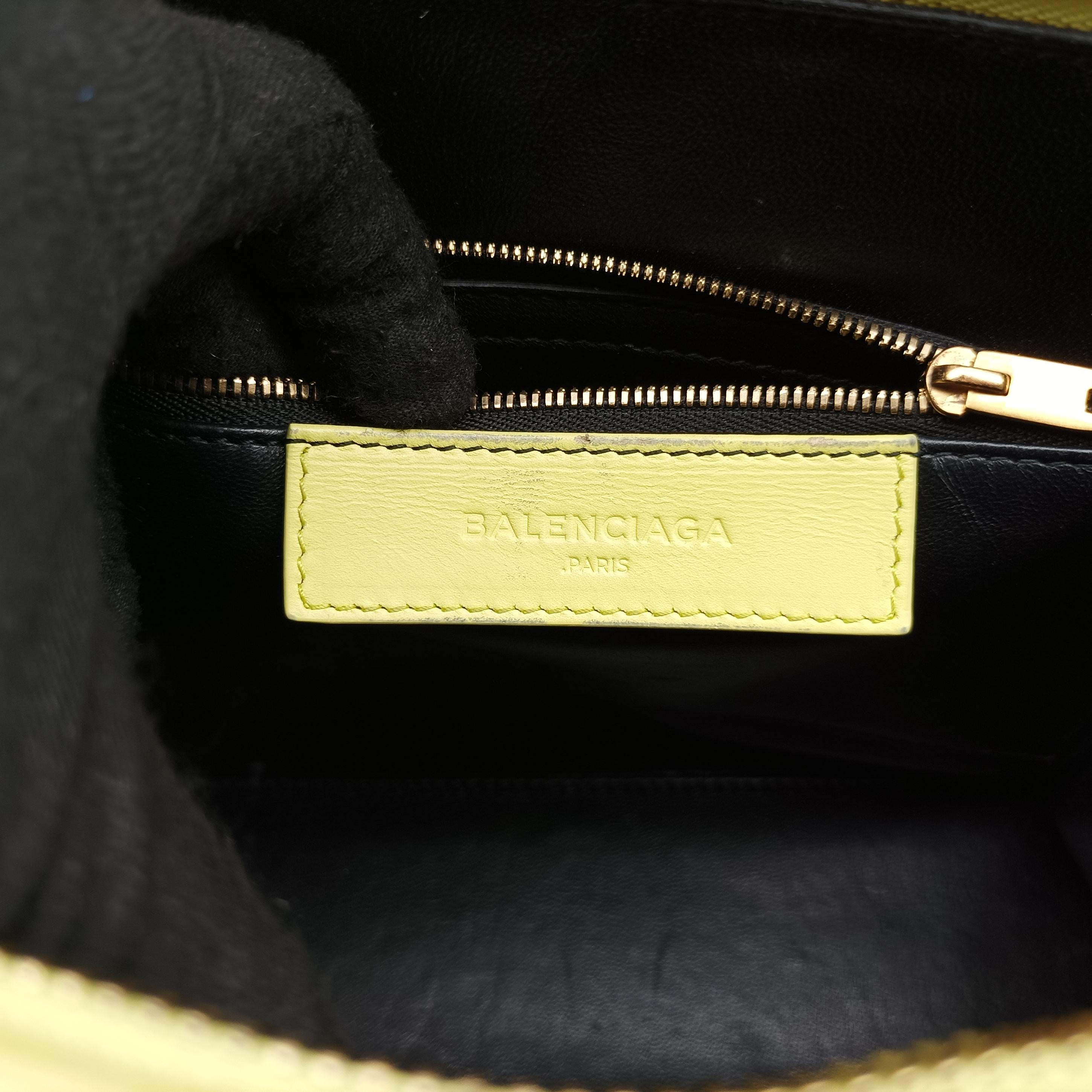 Pre-owned Balenciaga Le Dix Cartable Yellow Leather  shoulderbag | stylenewstar