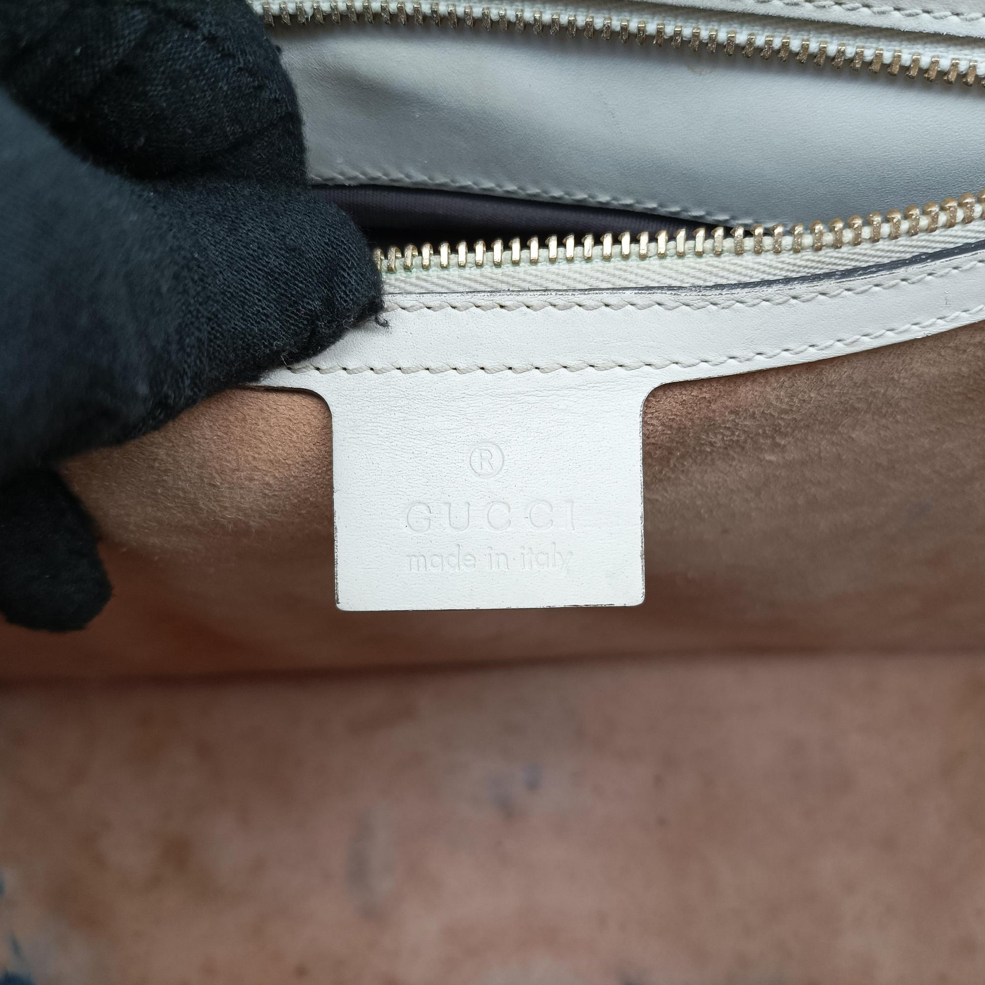 Secondhand Gucci Sylvie White Leather 431665 handbag | stylenewstar