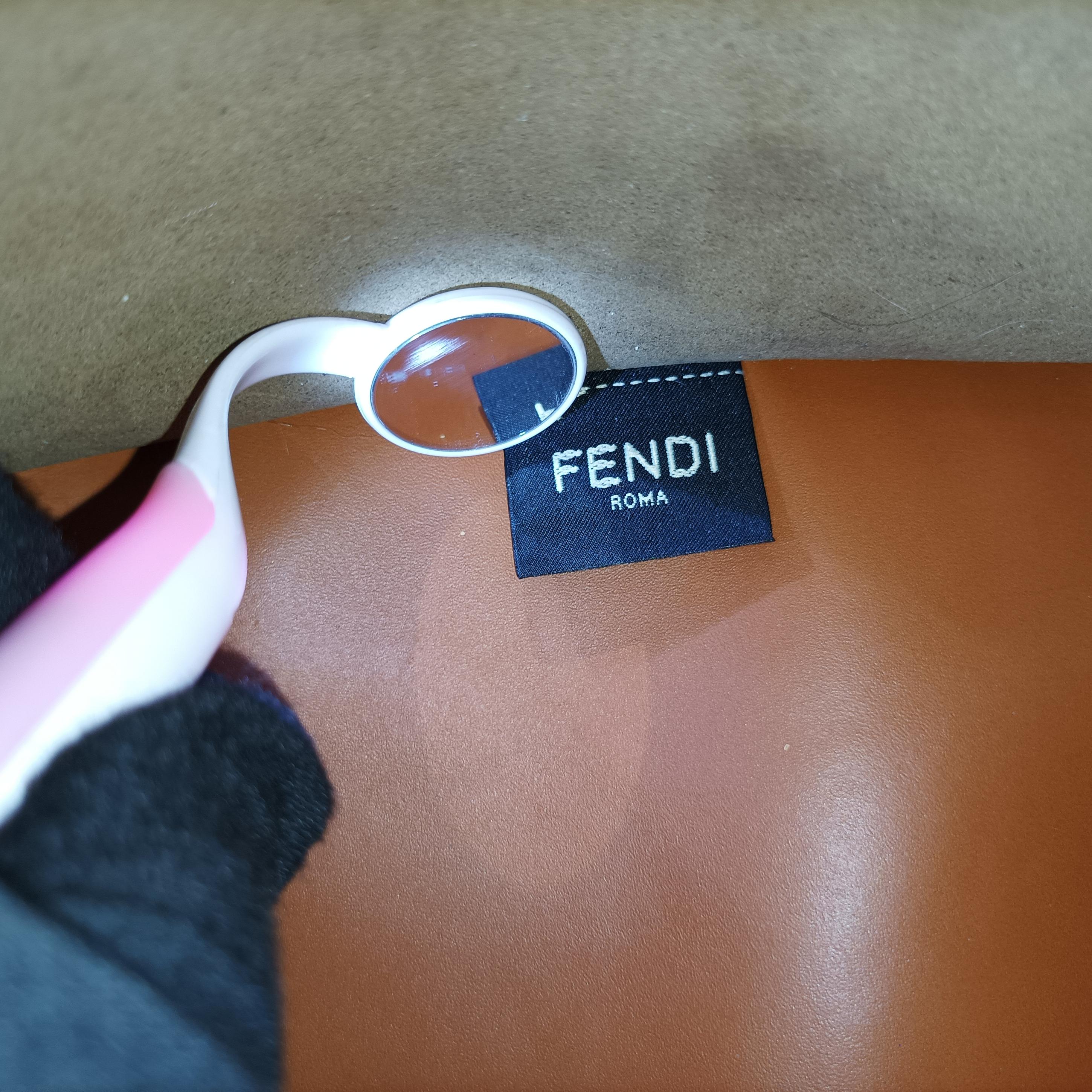 Pre-owned Fendi Sunshine Brown Leather 8BH372 handbag | stylenewstar