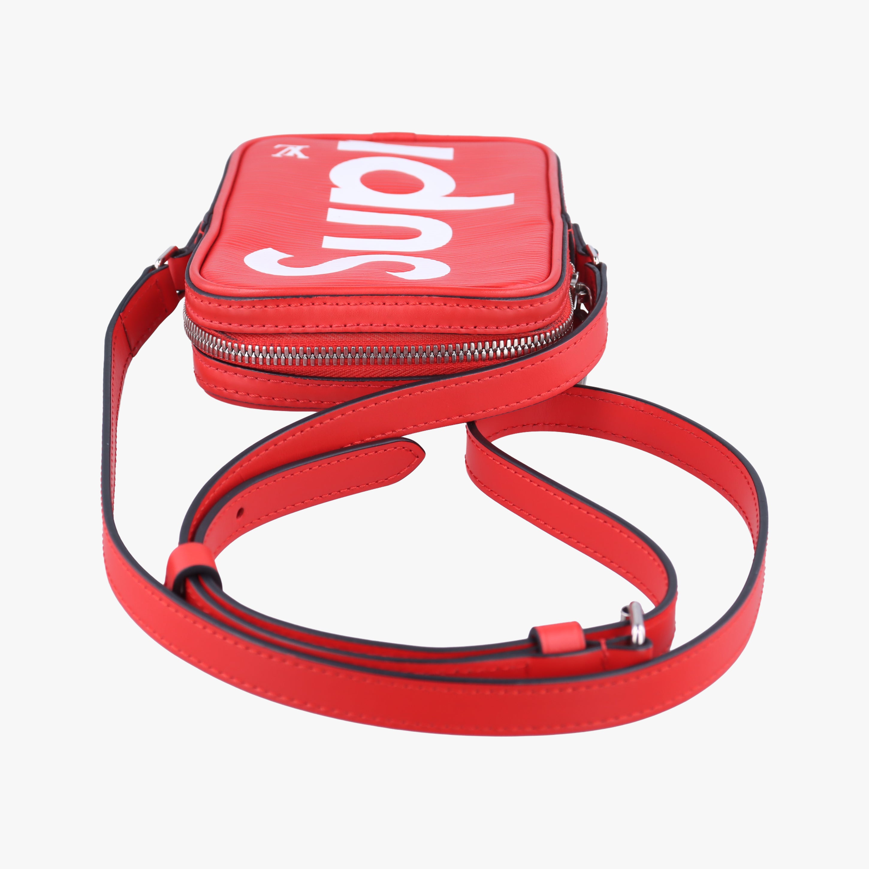 Pre-owned Louis Vuitton Danube PPM Supreme Collaboration ROUGE×white Epi M53434 shoulderbag | stylenewstar