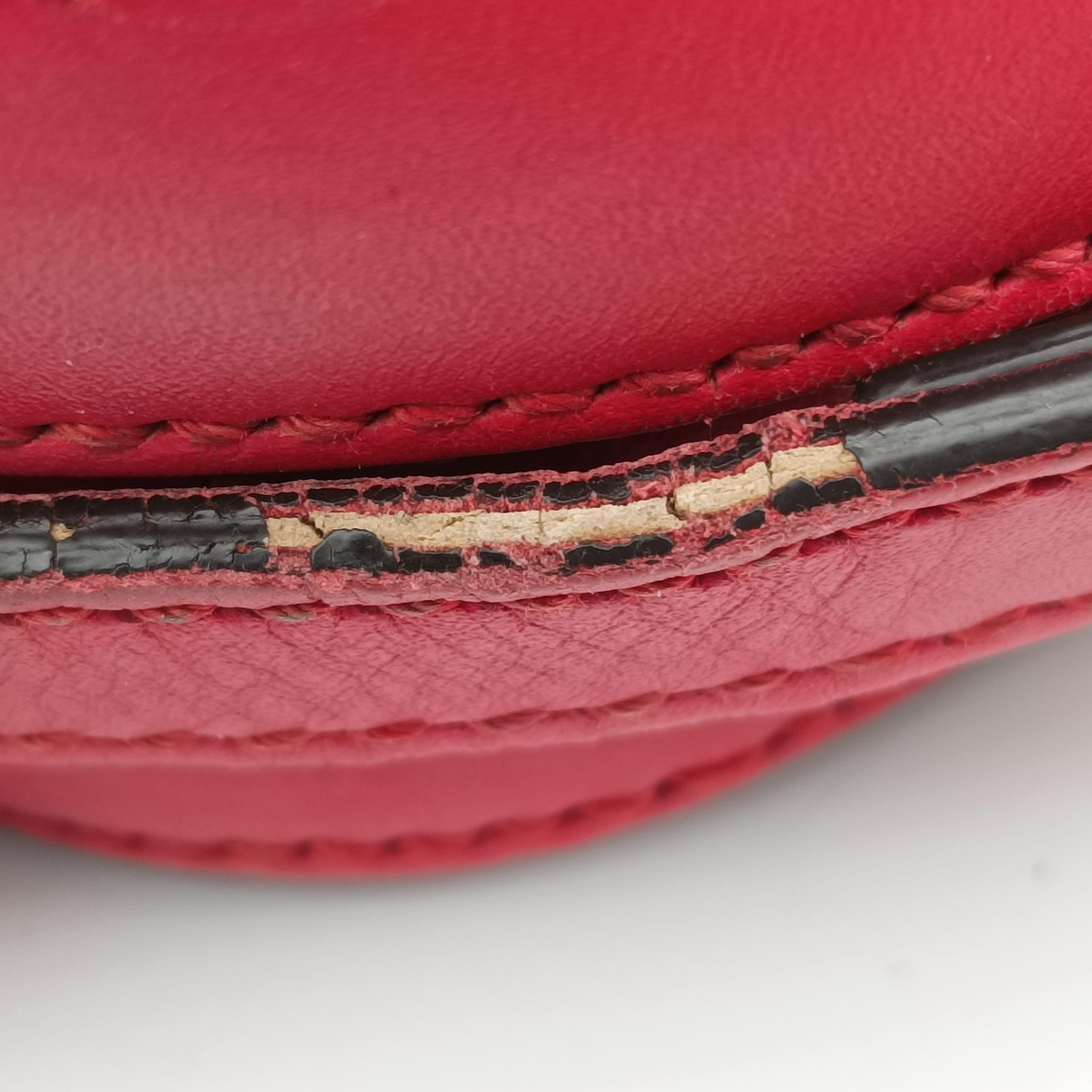 Secondhand Gucci Bee Web Red×Black Leather 412008 shoulderbag | stylenewstar