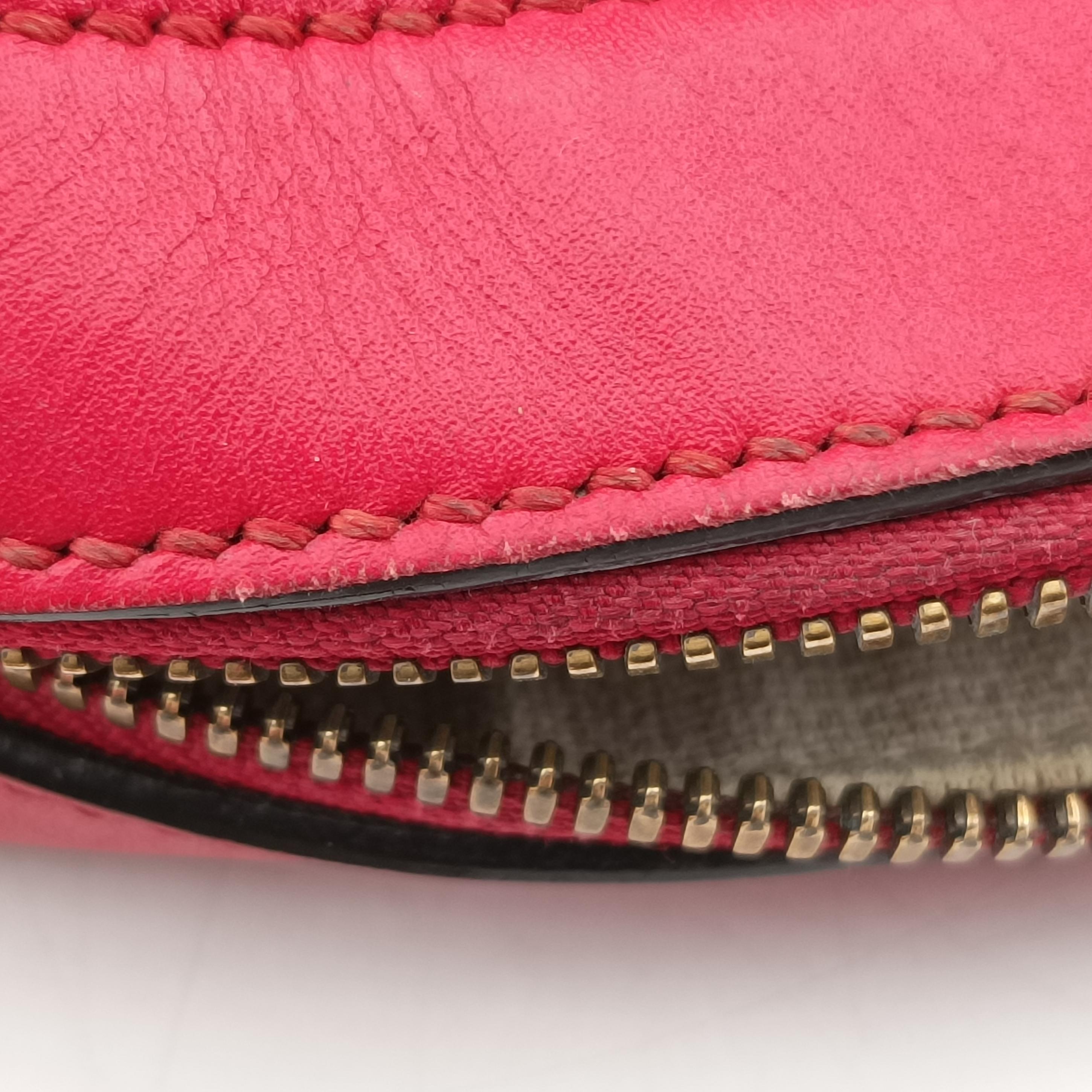 Secondhand Gucci Bee Web Red×Black Leather 412008 shoulderbag | stylenewstar