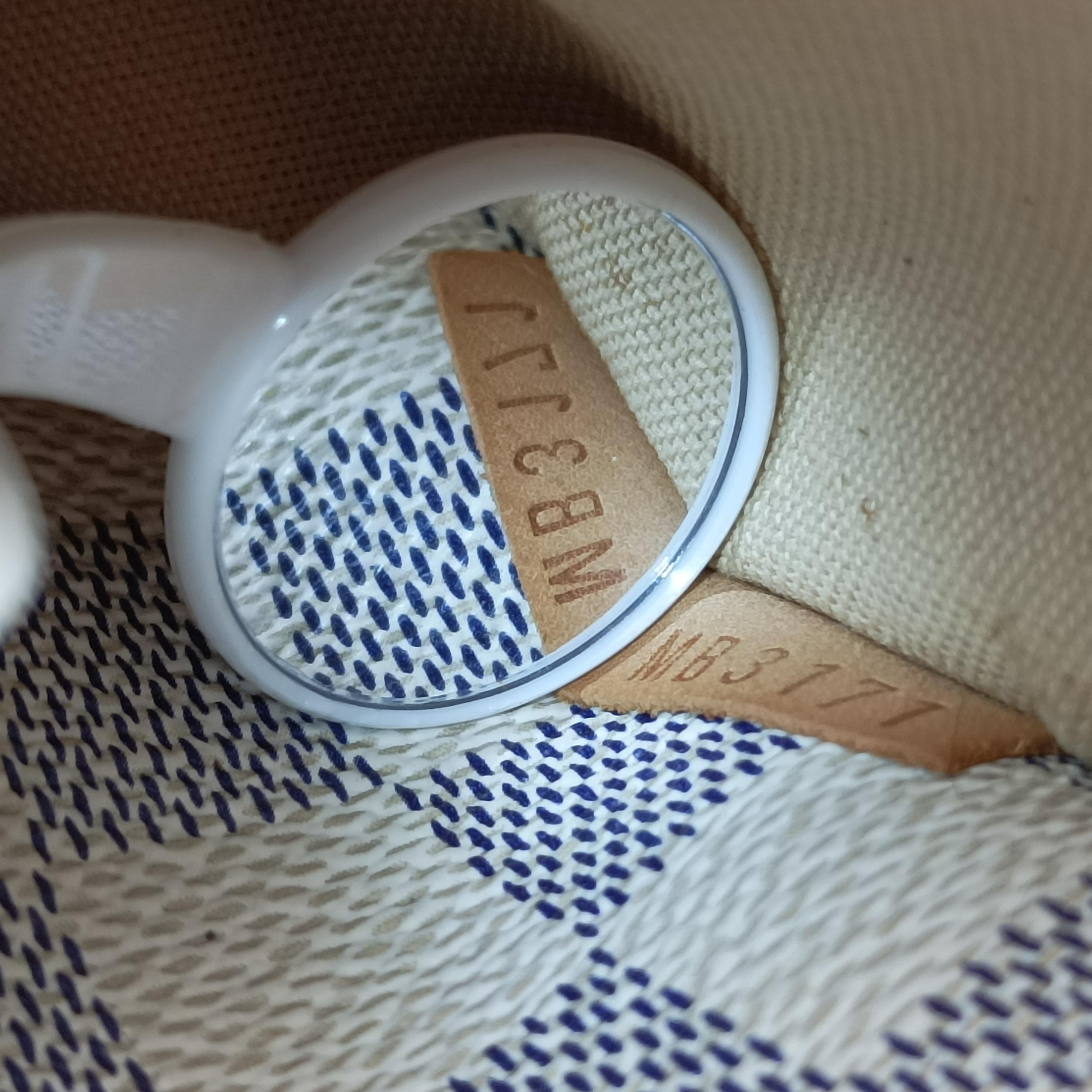 Secondhand Louis Vuitton TOTALLY MM Azur Damier Canvas N51262 shoulderbag | stylenewstar