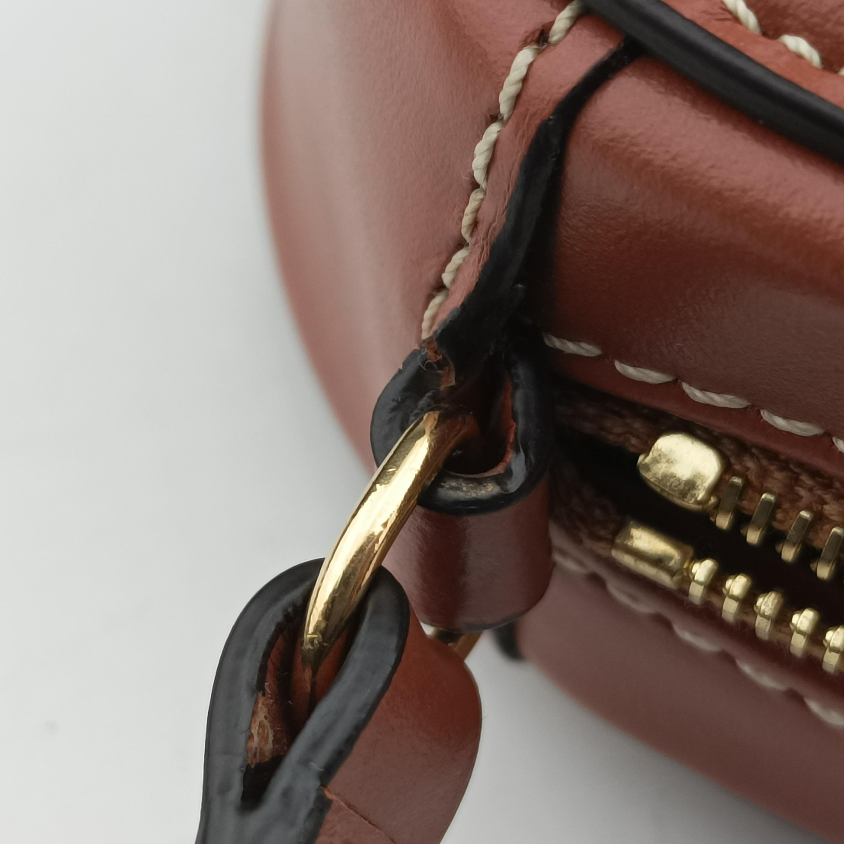 Pre-owned Celine Oval Purse Cuir Triomphe Brown Leather  shoulderbag | stylenewstar
