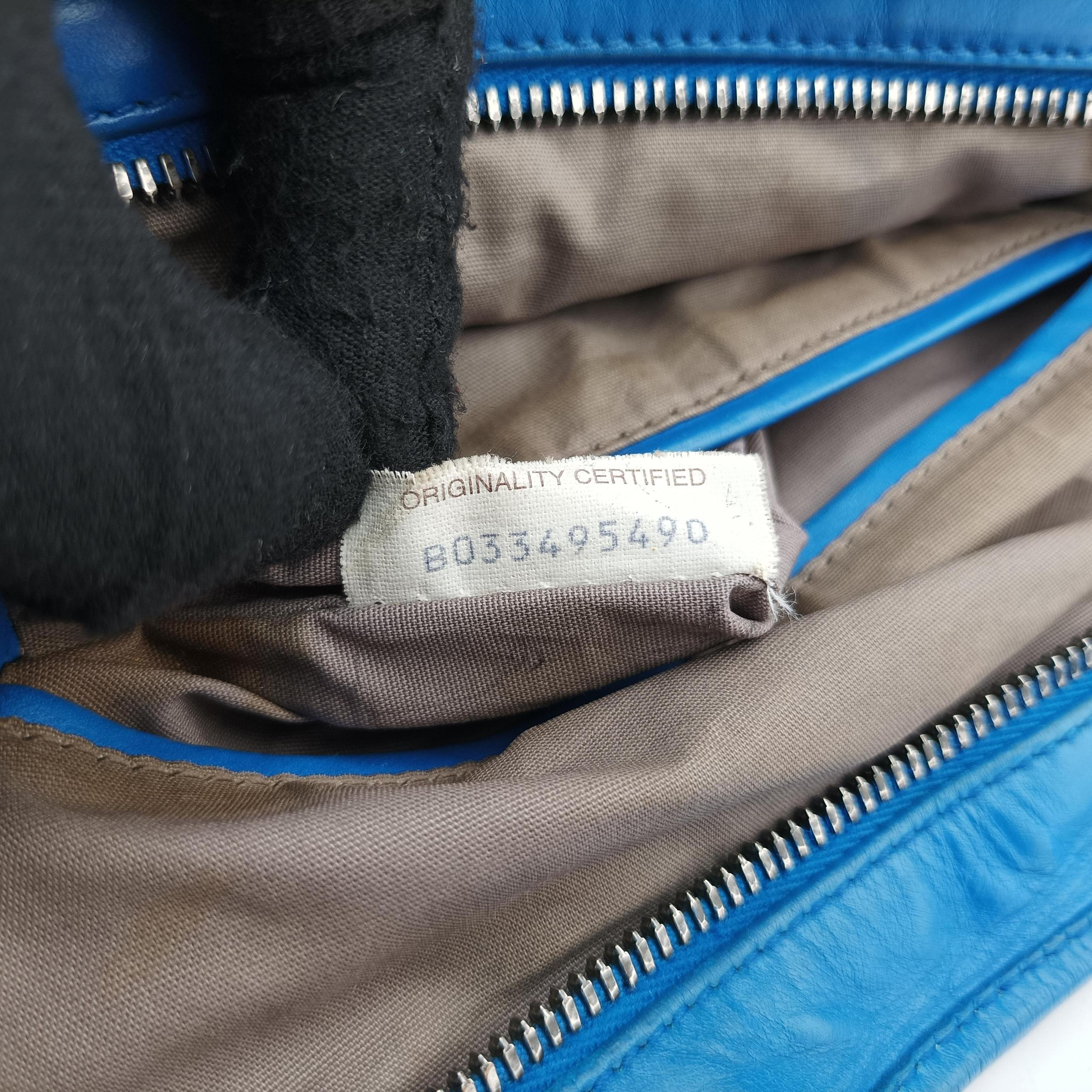 Secondhand Bottega Veneta Intrecciato Blue lambskin  handbag | stylenewstar
