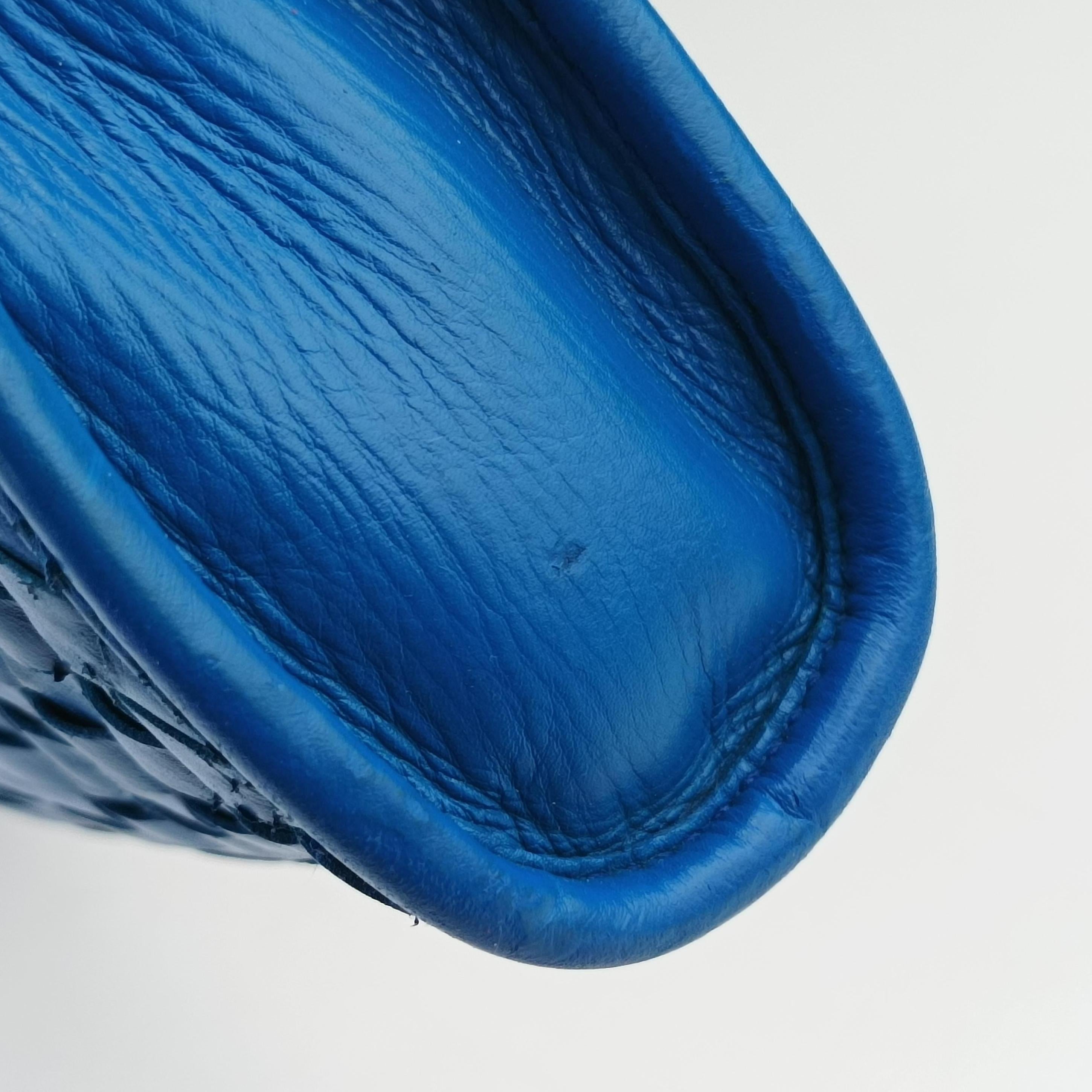 Secondhand Bottega Veneta Intrecciato Blue lambskin  handbag | stylenewstar