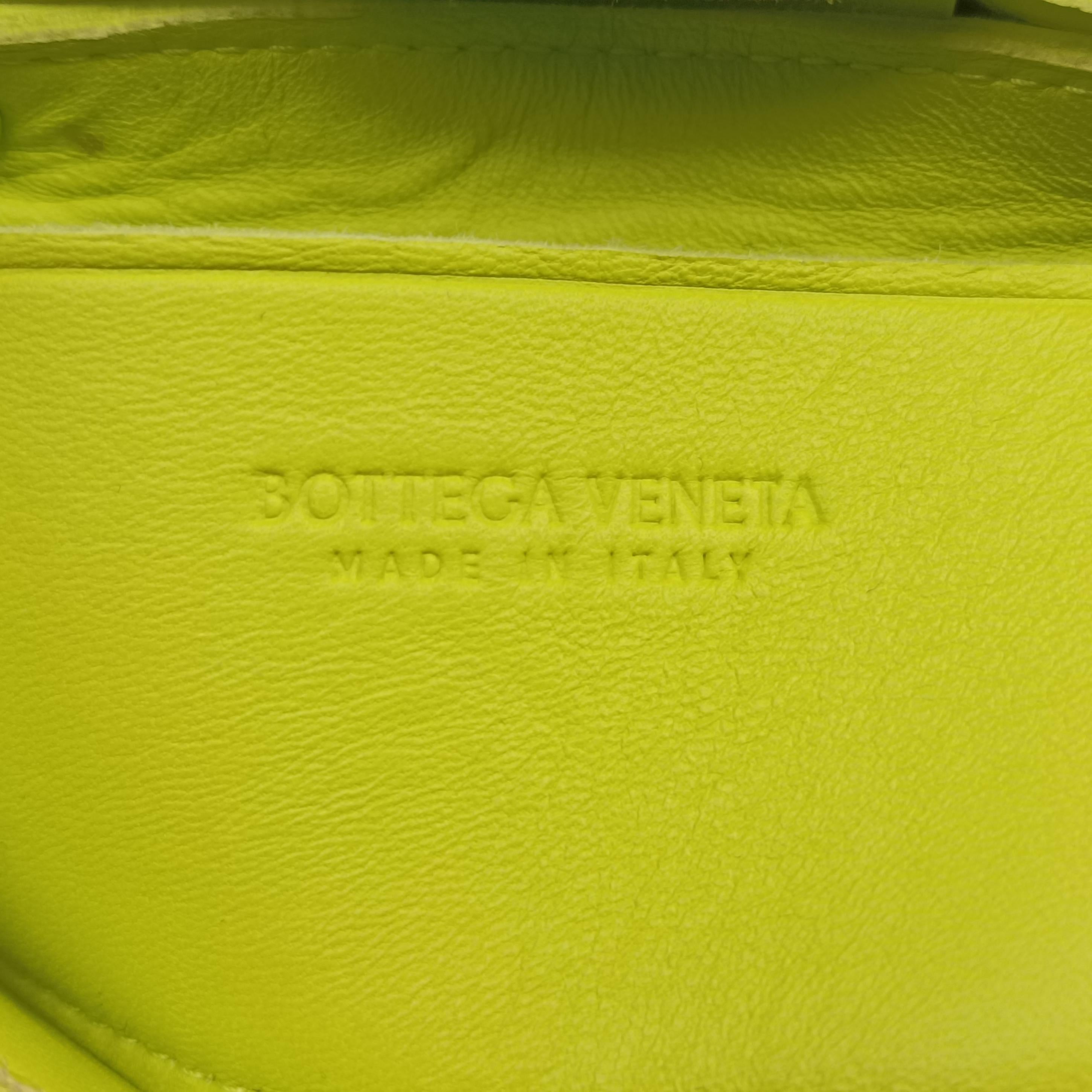 Pre-owned Bottega Veneta cassette yellow lambskin  shoulderbag | stylenewstar