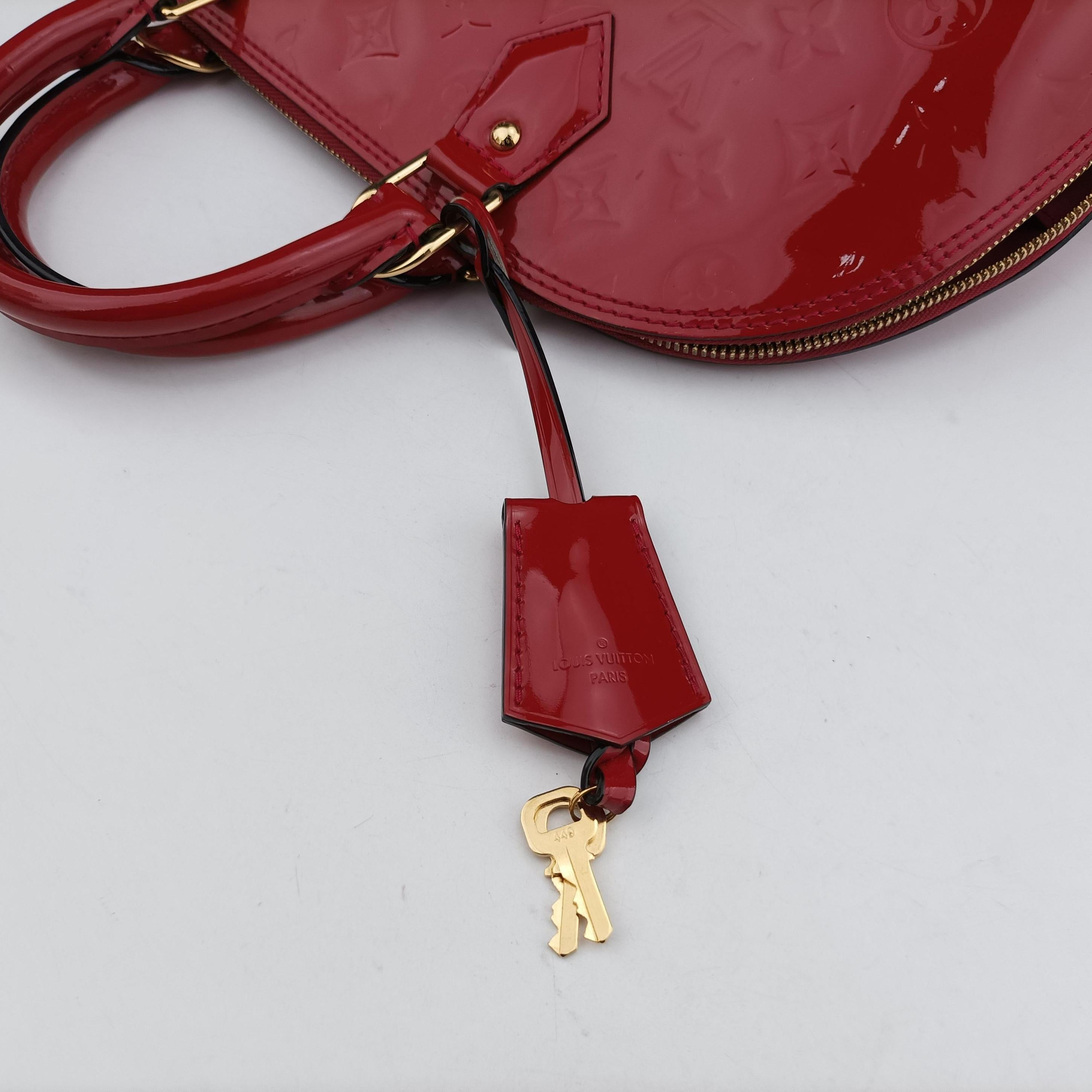 Pre-owned Louis Vuitton Alma PM pomme d'amour Vernis M90096 handbag | stylenewstar