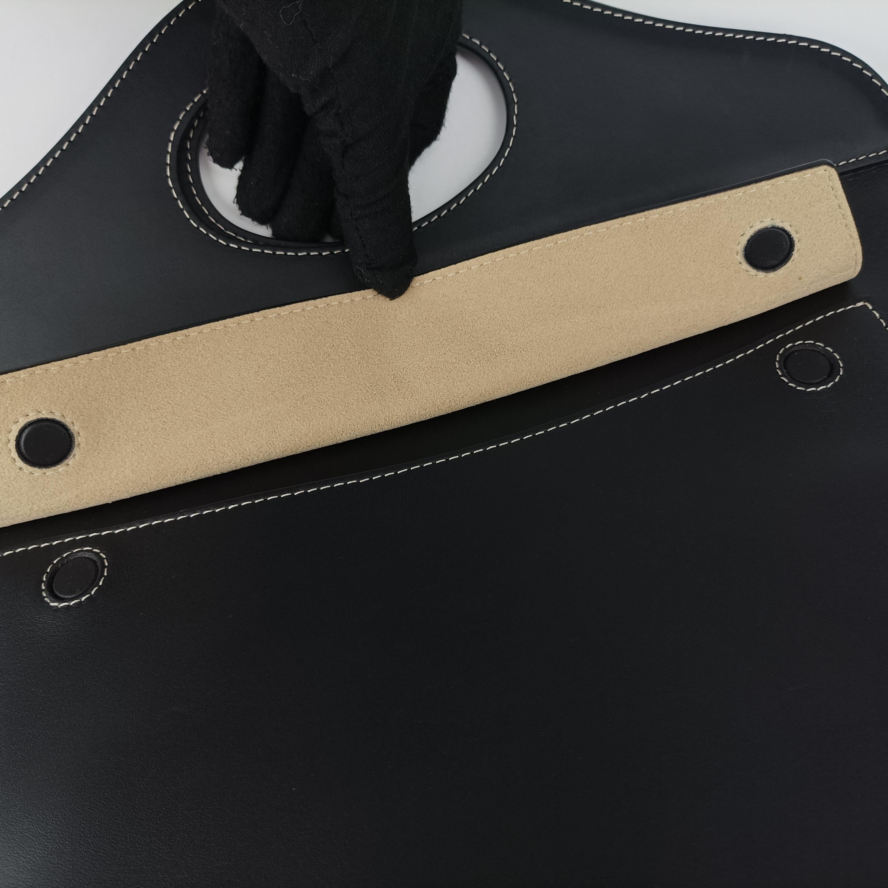 Vintage Burberry Soft Pocket Tote Black leather  shoulderbag | stylenewstar