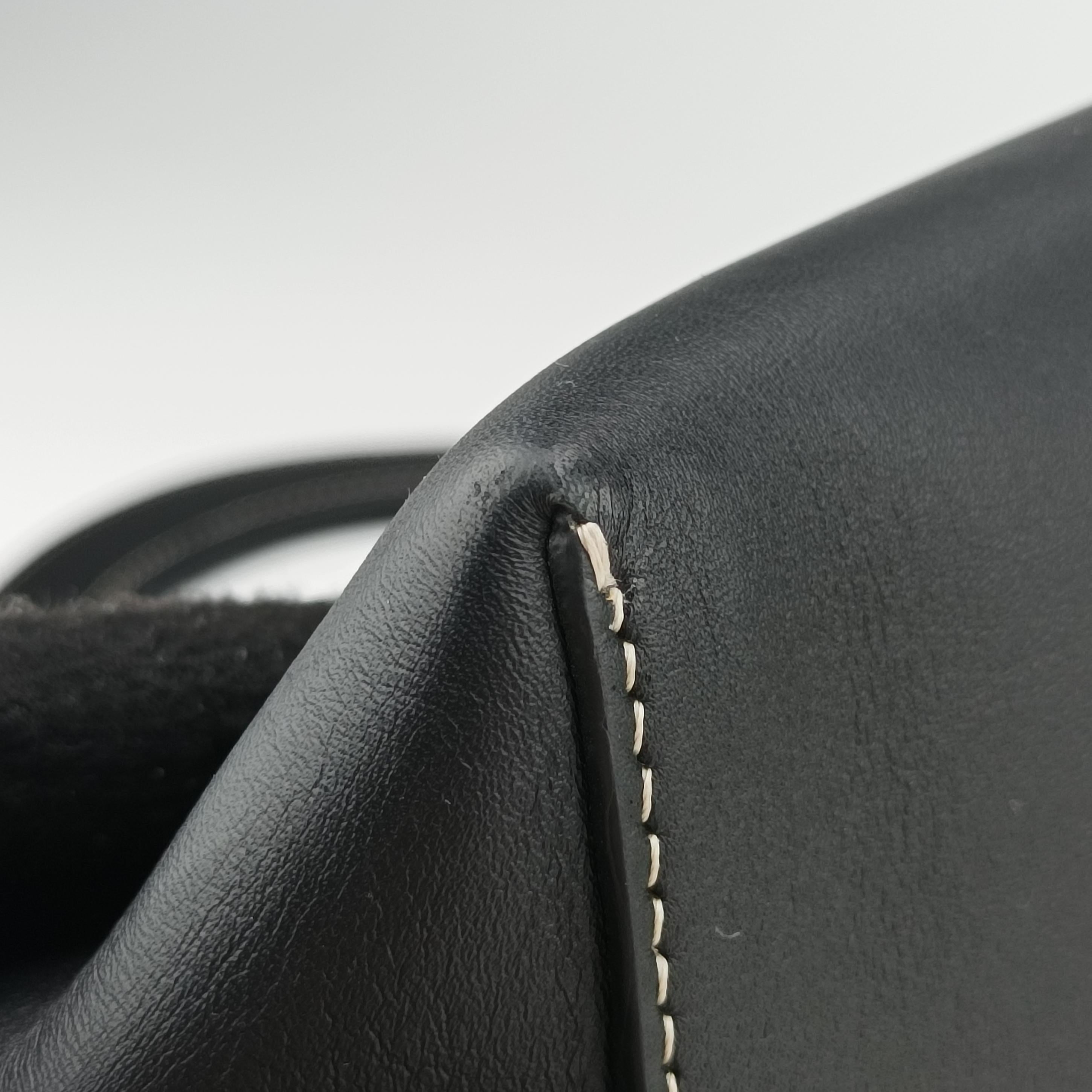 Vintage Burberry Soft Pocket Tote Black leather  shoulderbag | stylenewstar