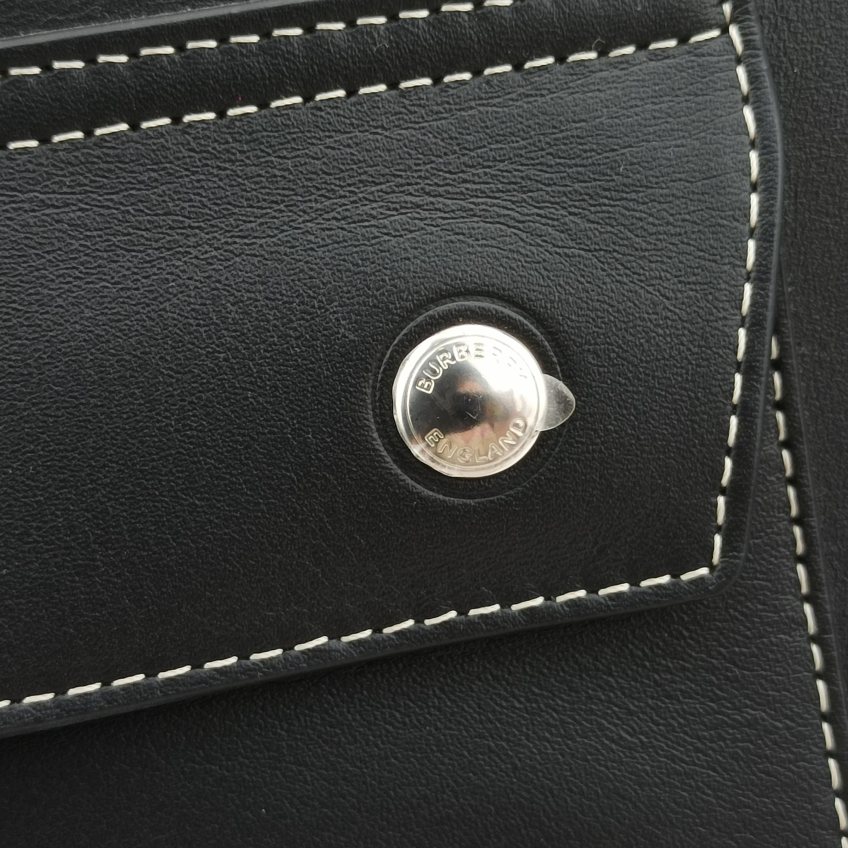 Vintage Burberry Soft Pocket Tote Black leather  shoulderbag | stylenewstar