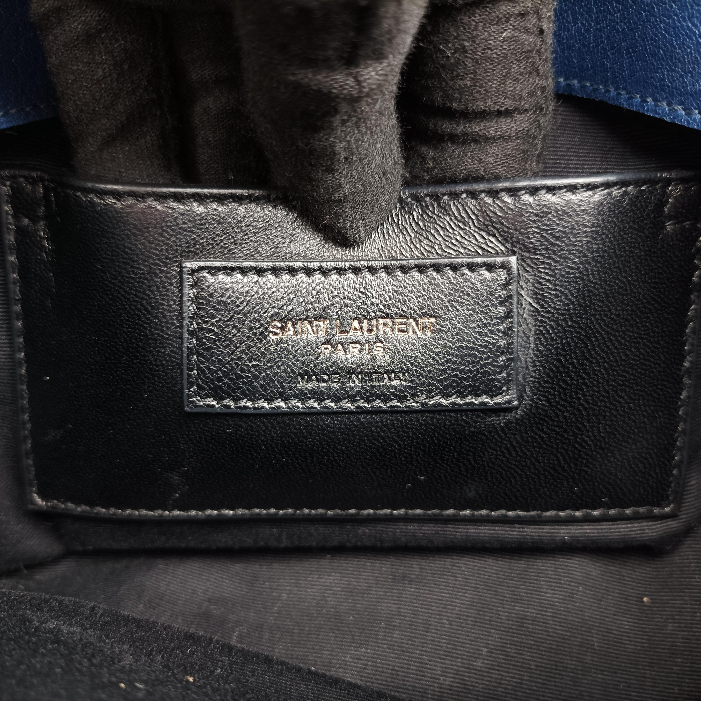 Pre-owned Yves Saint Laurent COLLEGE Navy Leather 487213 shoulderbag | stylenewstar