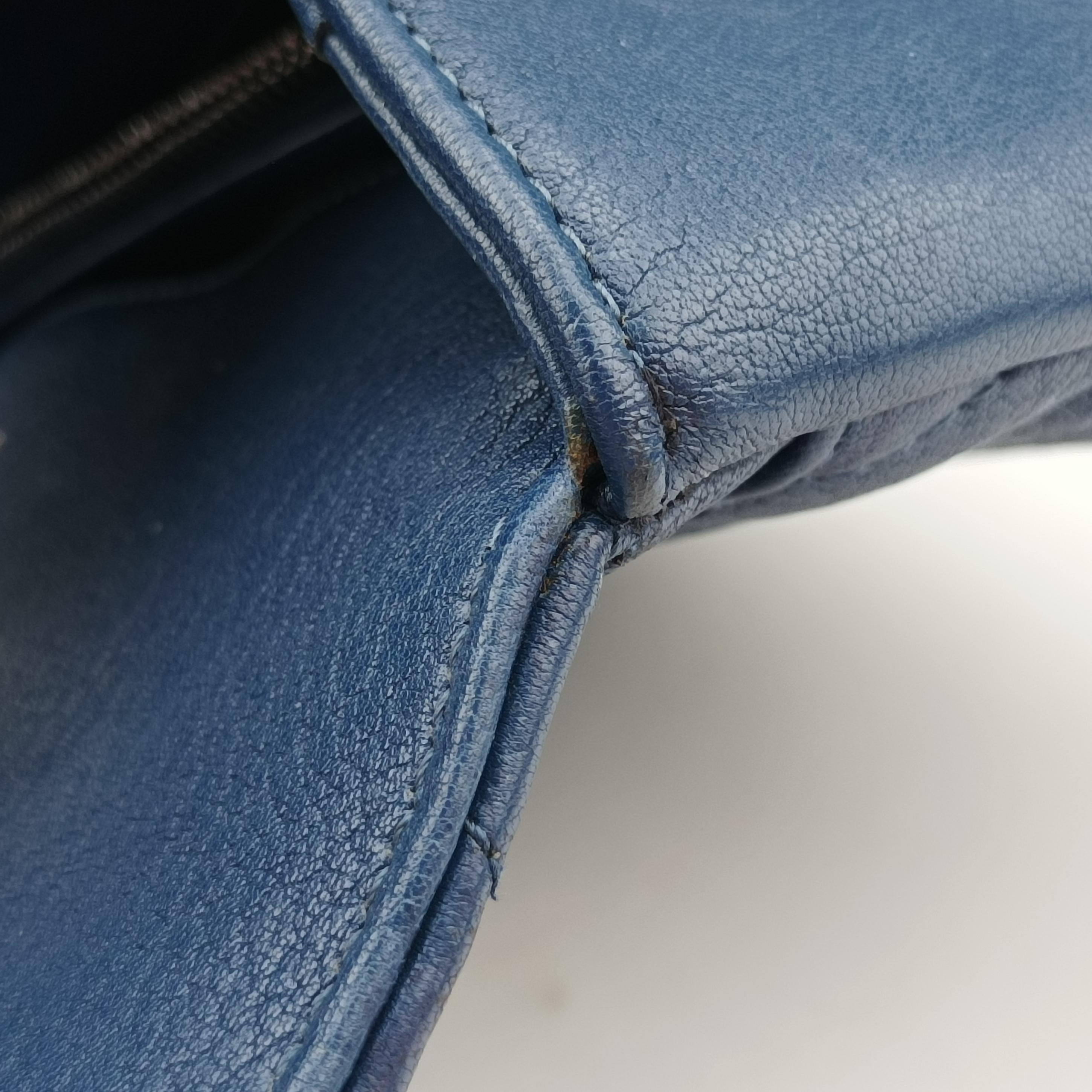 Pre-owned Yves Saint Laurent COLLEGE Navy Leather 487213 shoulderbag | stylenewstar