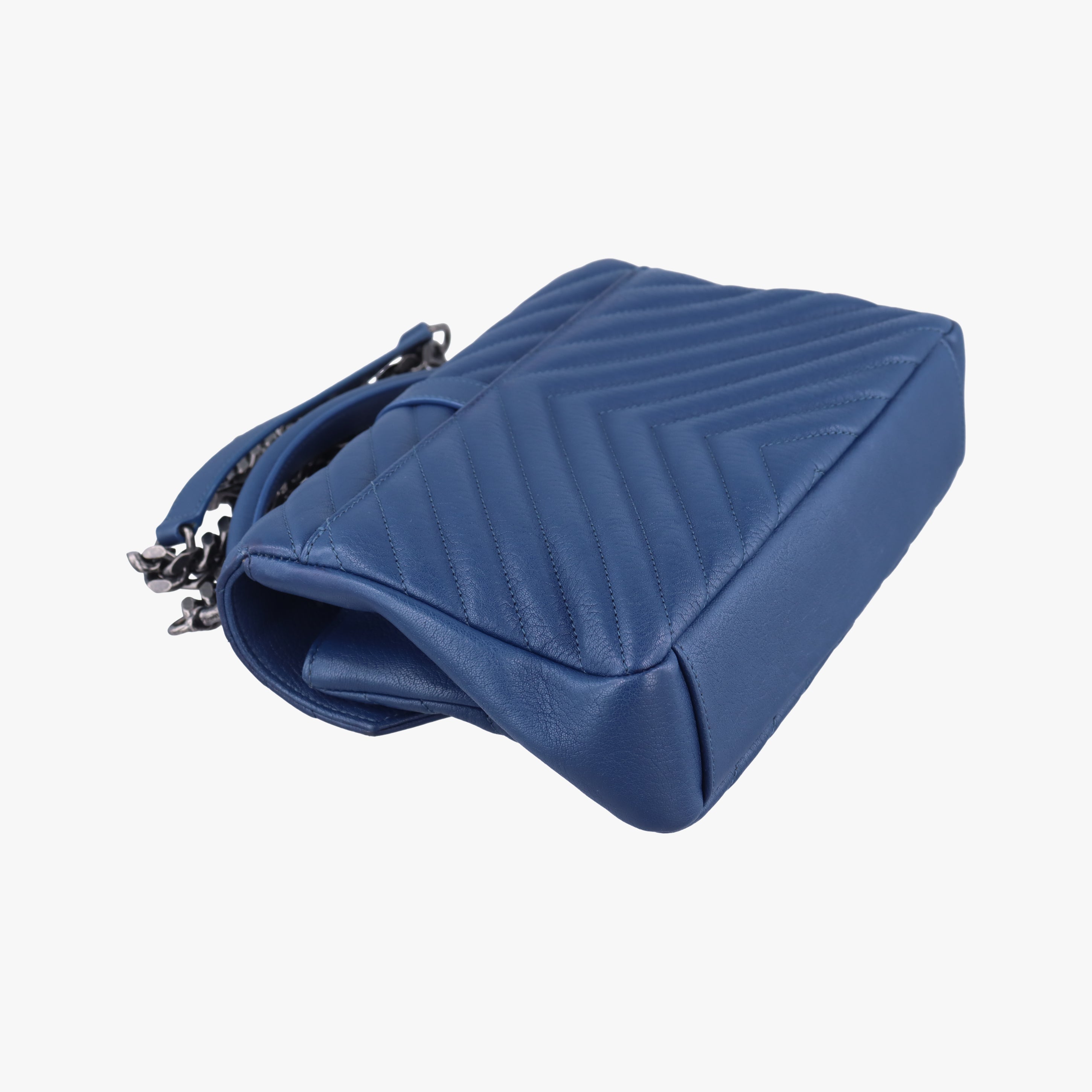 Pre-owned Yves Saint Laurent COLLEGE Navy Leather 487213 shoulderbag | stylenewstar