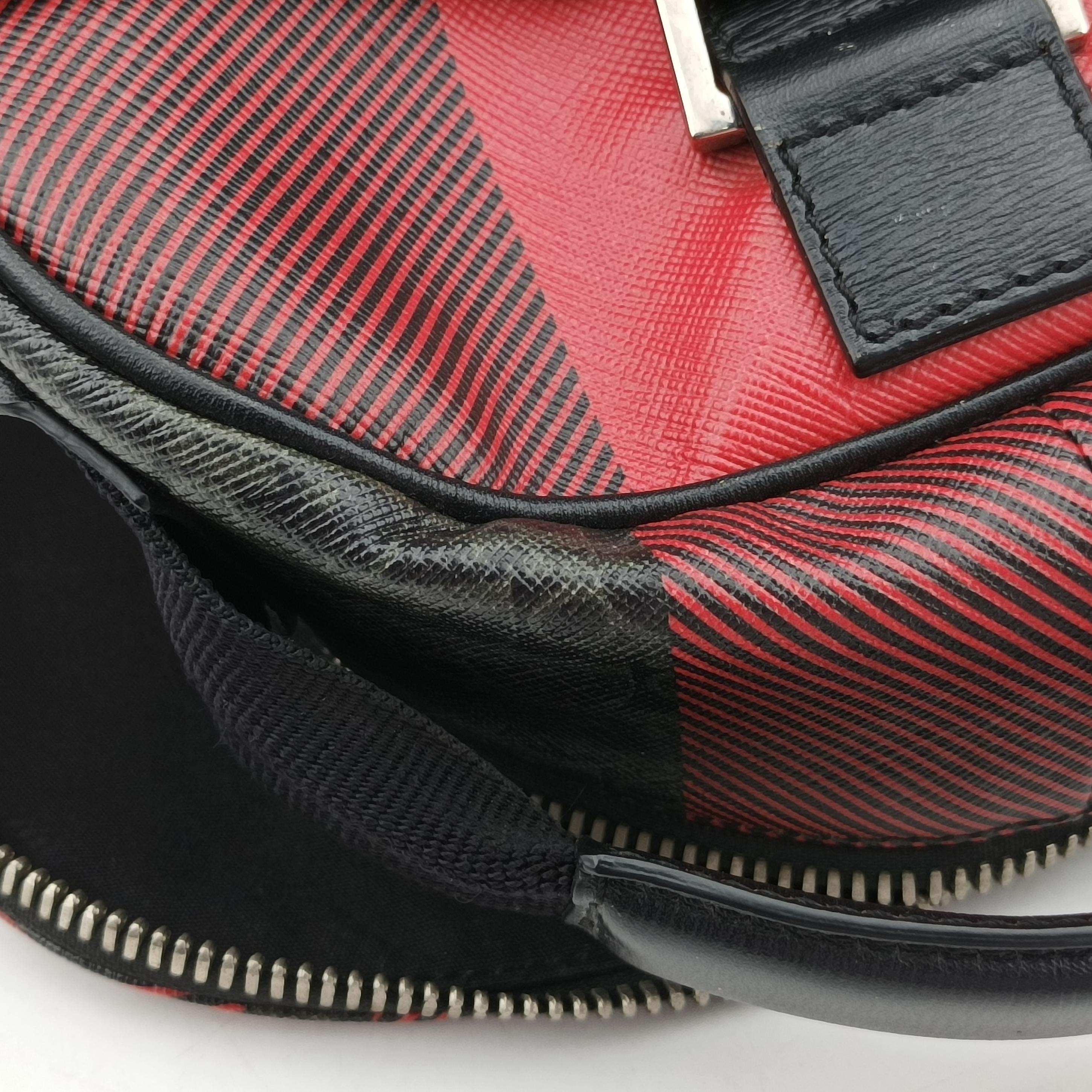 Pre-owned Dior Homme Homme Checker Oblique Multicolour PVC coated canvas  crossbodybag | stylenewstar