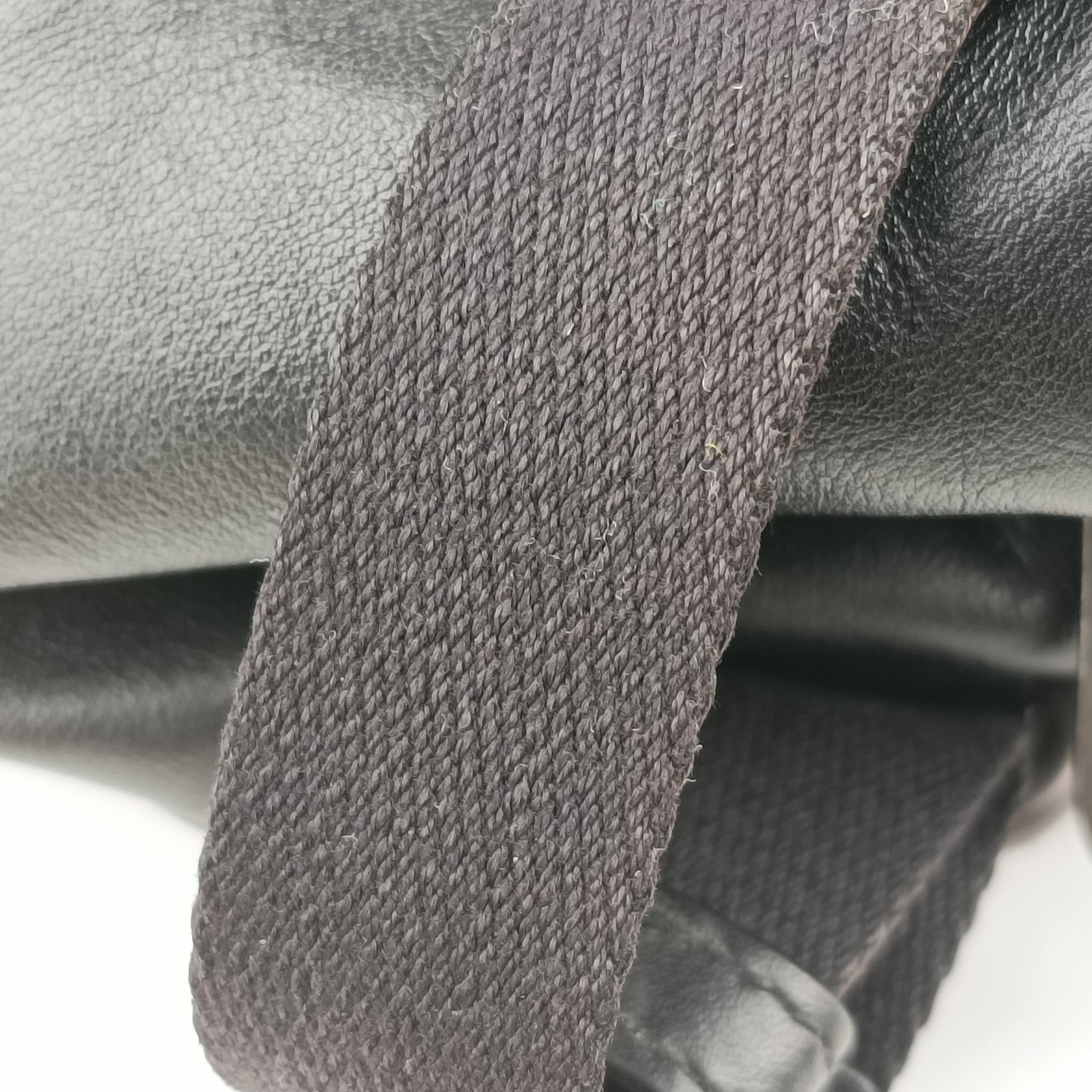Pre-owned Bottega Veneta Intrecciato Black lambskin  bum bag/waist bag | stylenewstar