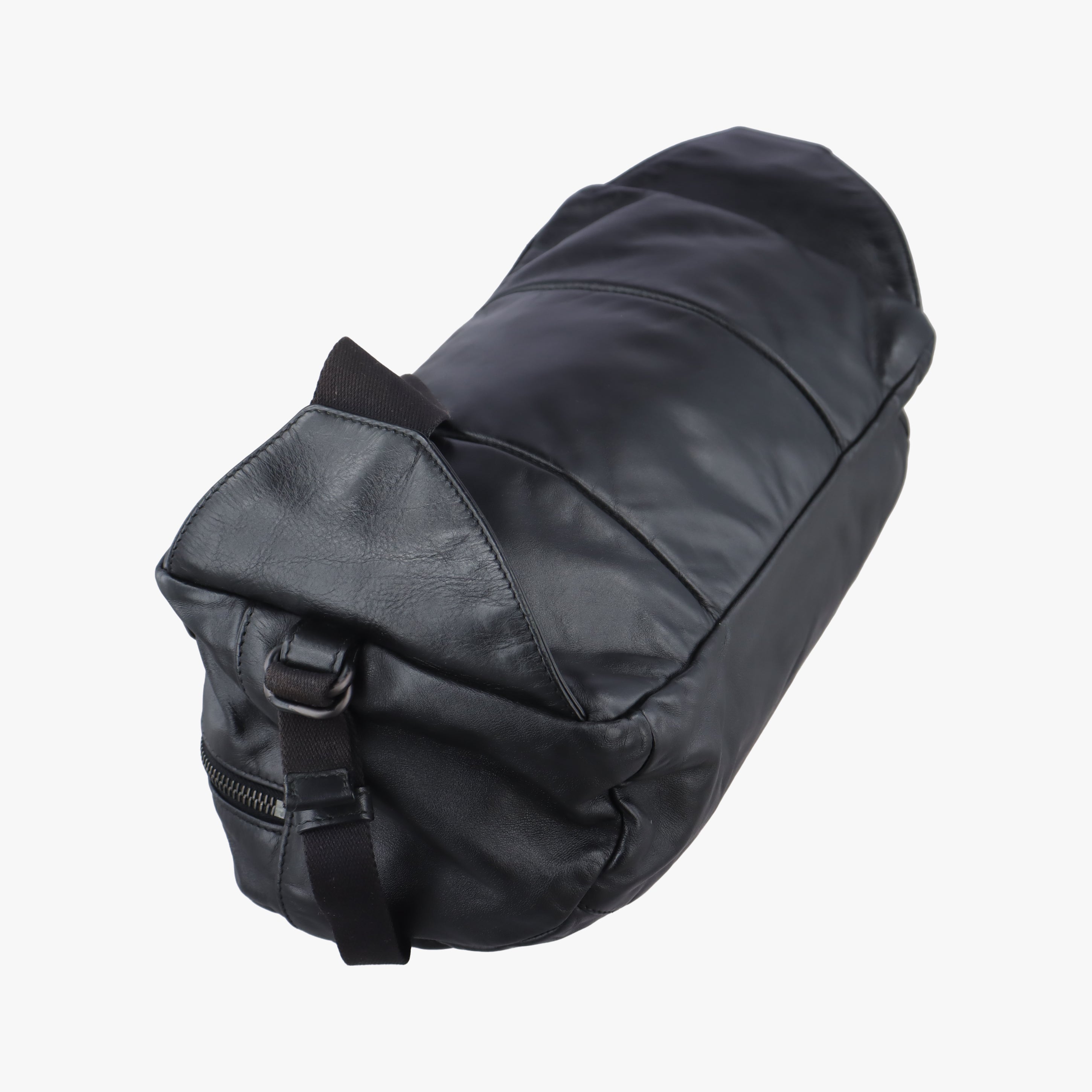 Pre-owned Bottega Veneta Intrecciato Black lambskin  bum bag/waist bag | stylenewstar