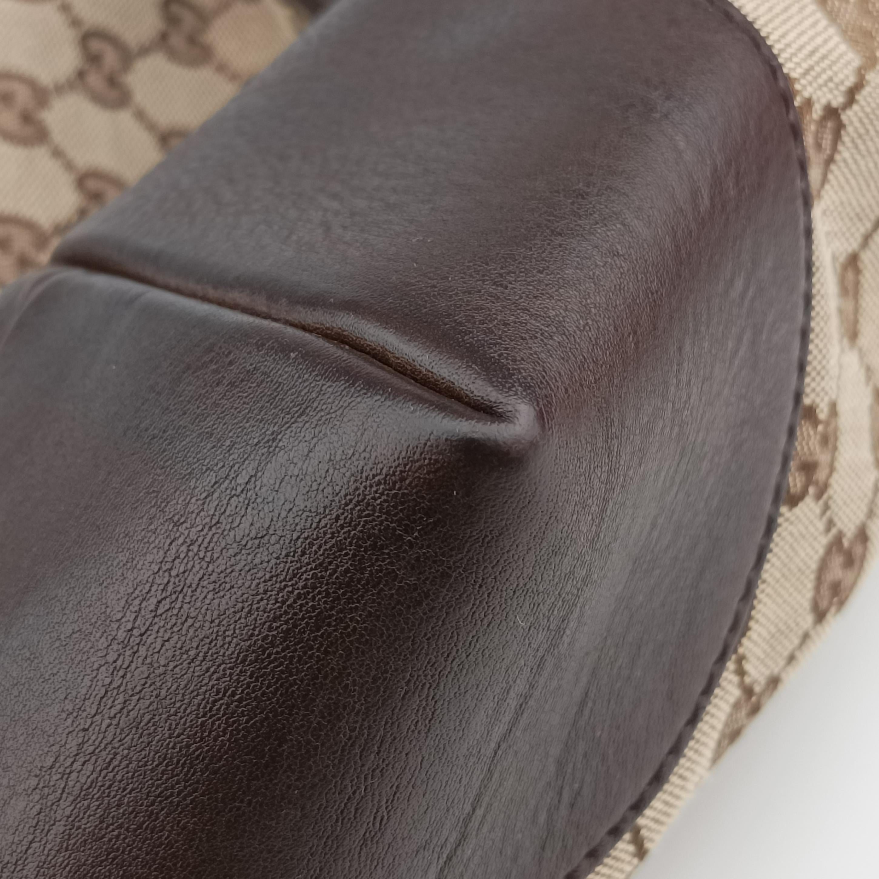 Pre-owned Gucci GG Supreme Brown canvas×leather 247236 shoulderbag | stylenewstar