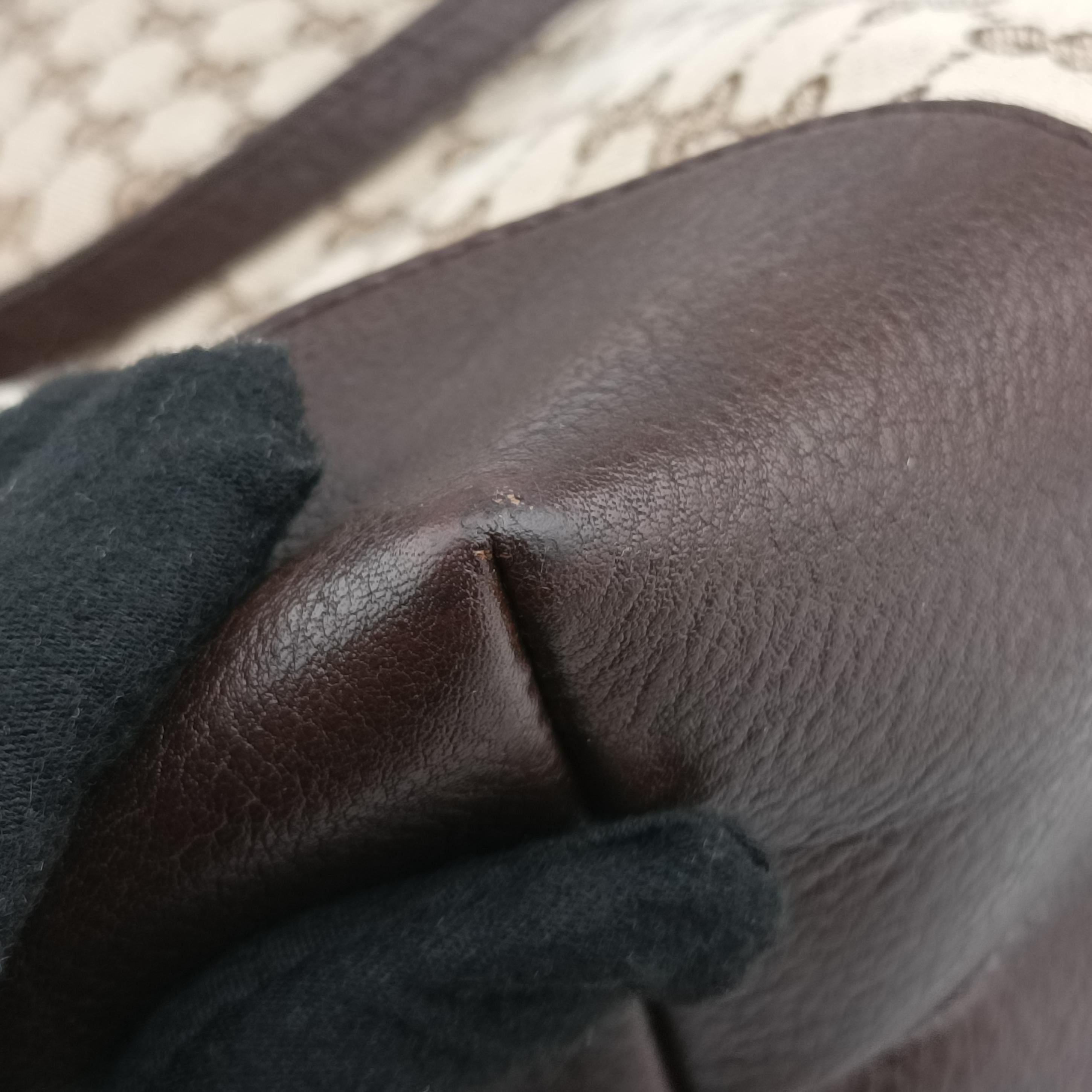 Pre-owned Gucci GG Supreme Brown canvas×leather 247236 shoulderbag | stylenewstar