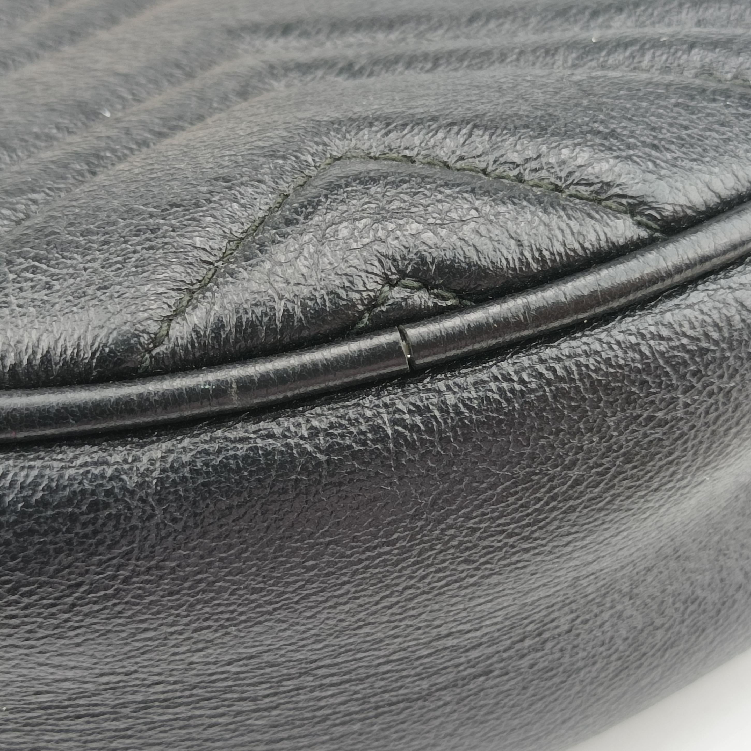 Pre-owned Gucci GG Marmont Black Leather 550154 shoulderbag | stylenewstar