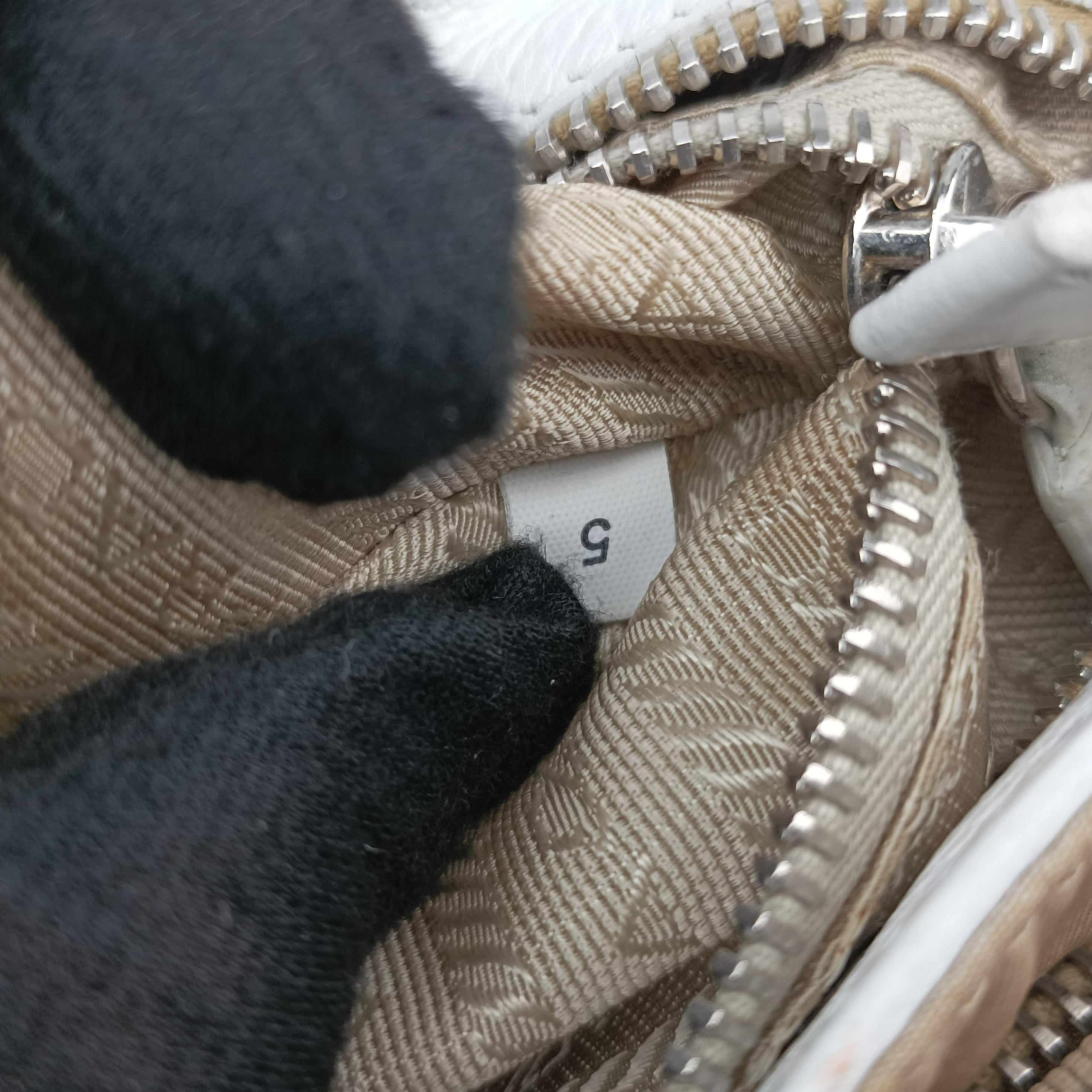 Pre-owned Prada Tessuto Beige×White nylon×leather  shoulderbag | stylenewstar