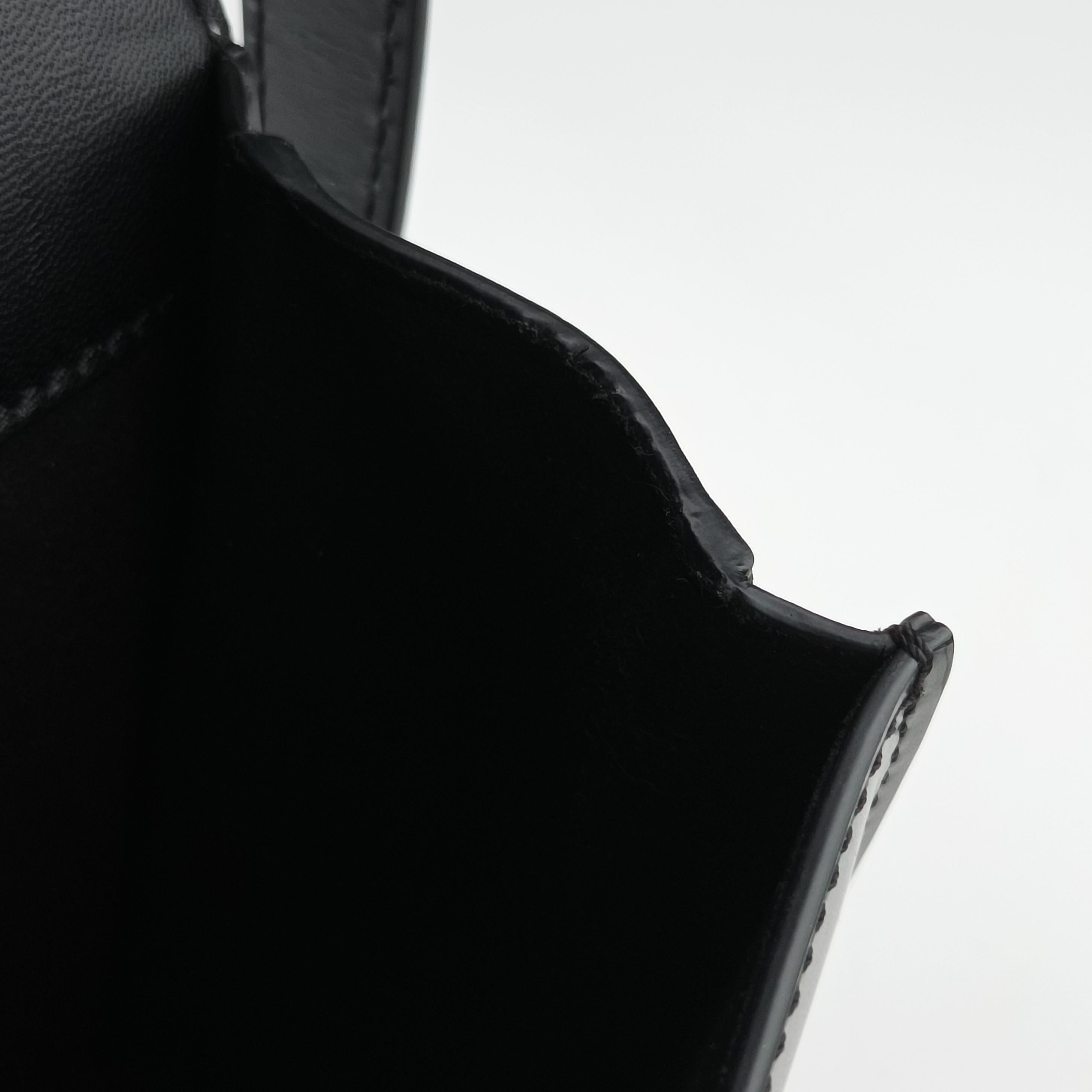 Pre-owned Givenchy Infinity Black leather  shoulderbag | stylenewstar