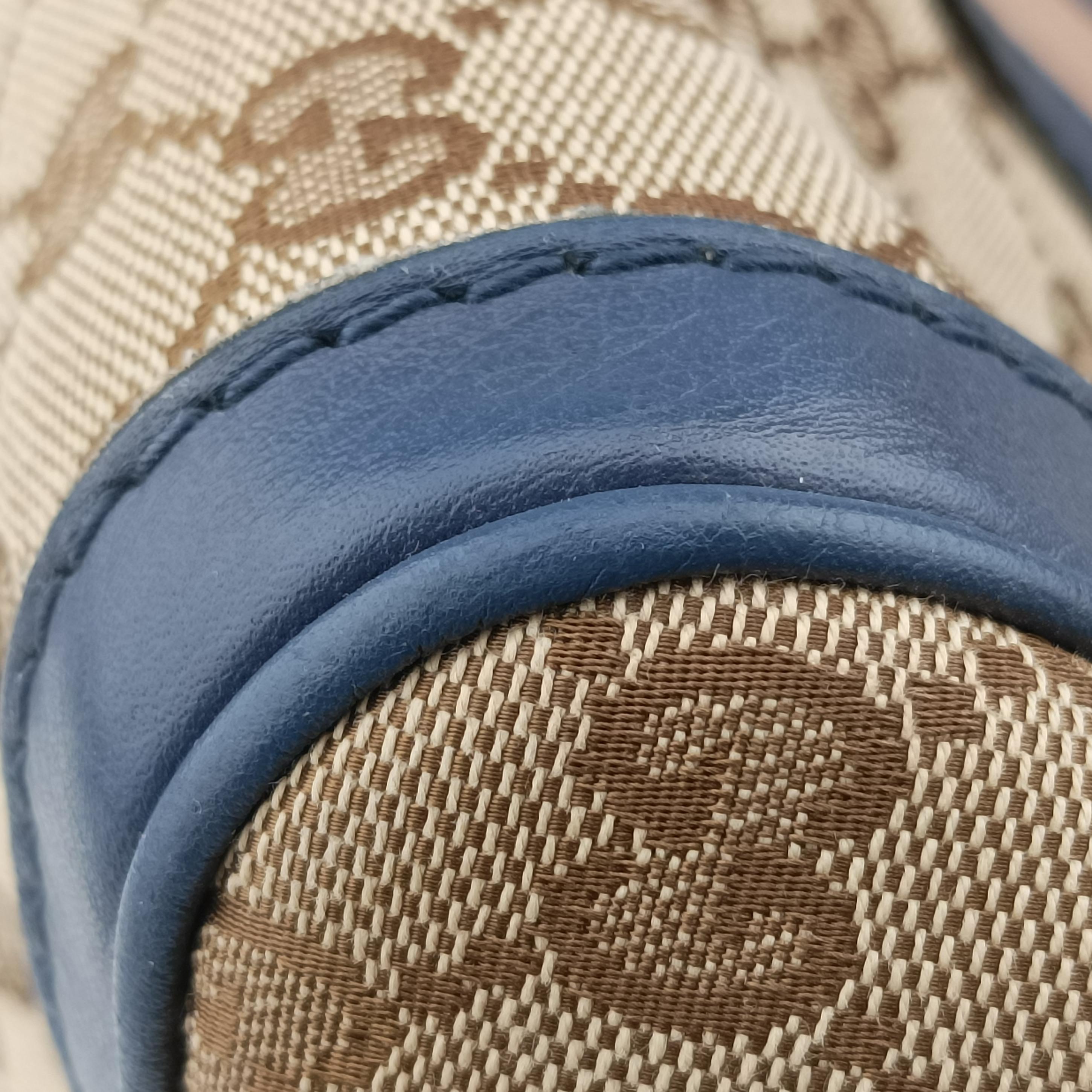 Secondhand Gucci Sherry Line Beige x Blue x Pink canvas×leather 247205 shoulderbag | stylenewstar