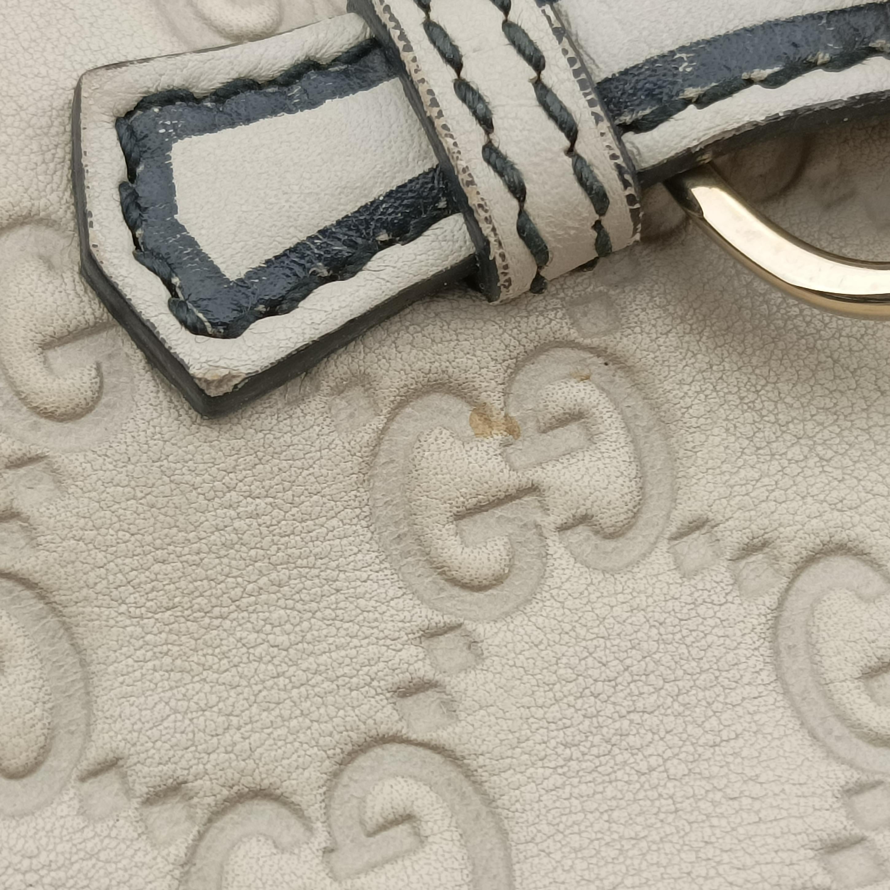 Pre-owned Gucci Emily White Leather 295402 shoulderbag | stylenewstar