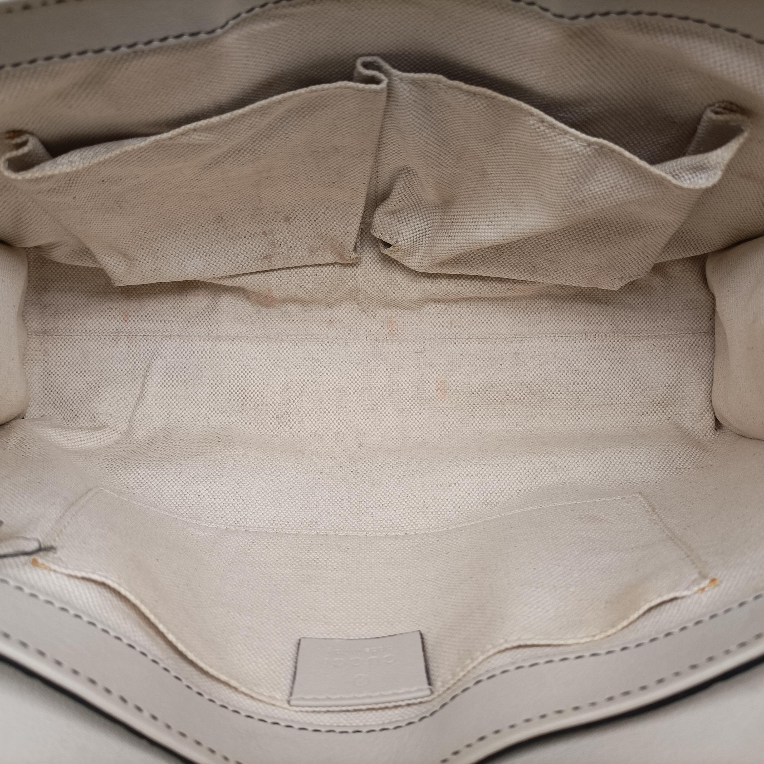 Pre-owned Gucci Emily White Leather 295402 shoulderbag | stylenewstar