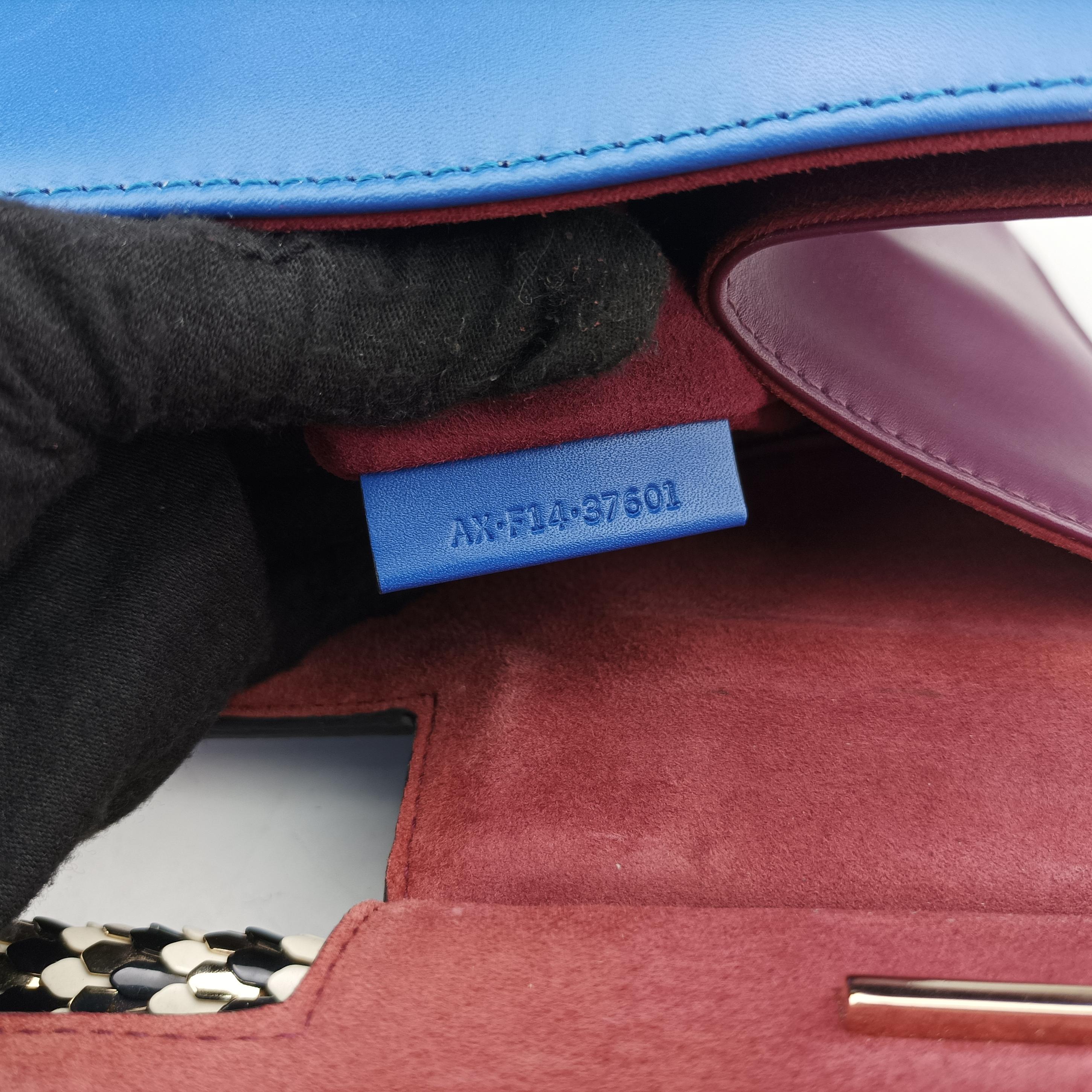 Pre-owned Bvlgari Serpenti Scaglie Blue leather  shoulderbag | stylenewstar
