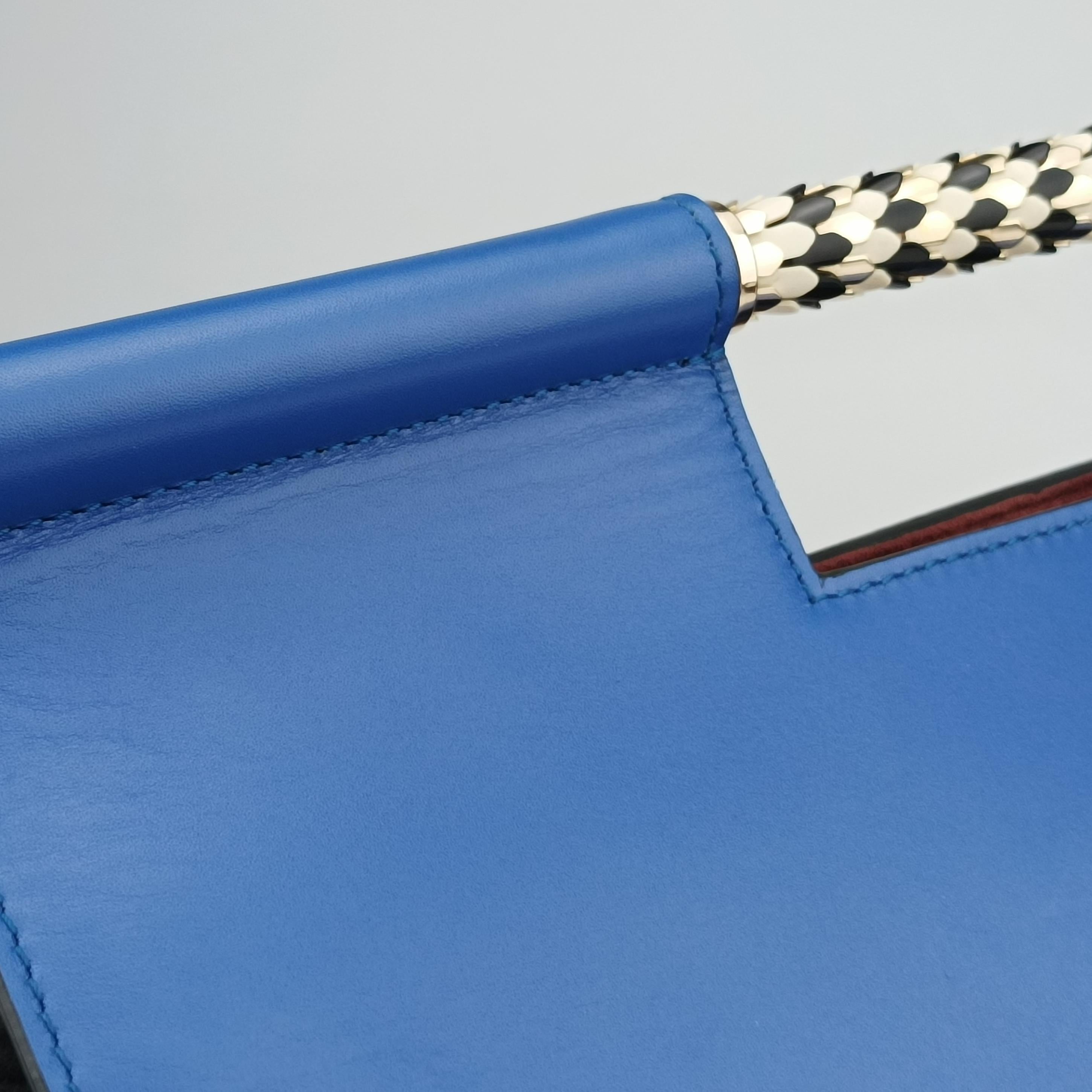 Pre-owned Bvlgari Serpenti Scaglie Blue leather  shoulderbag | stylenewstar