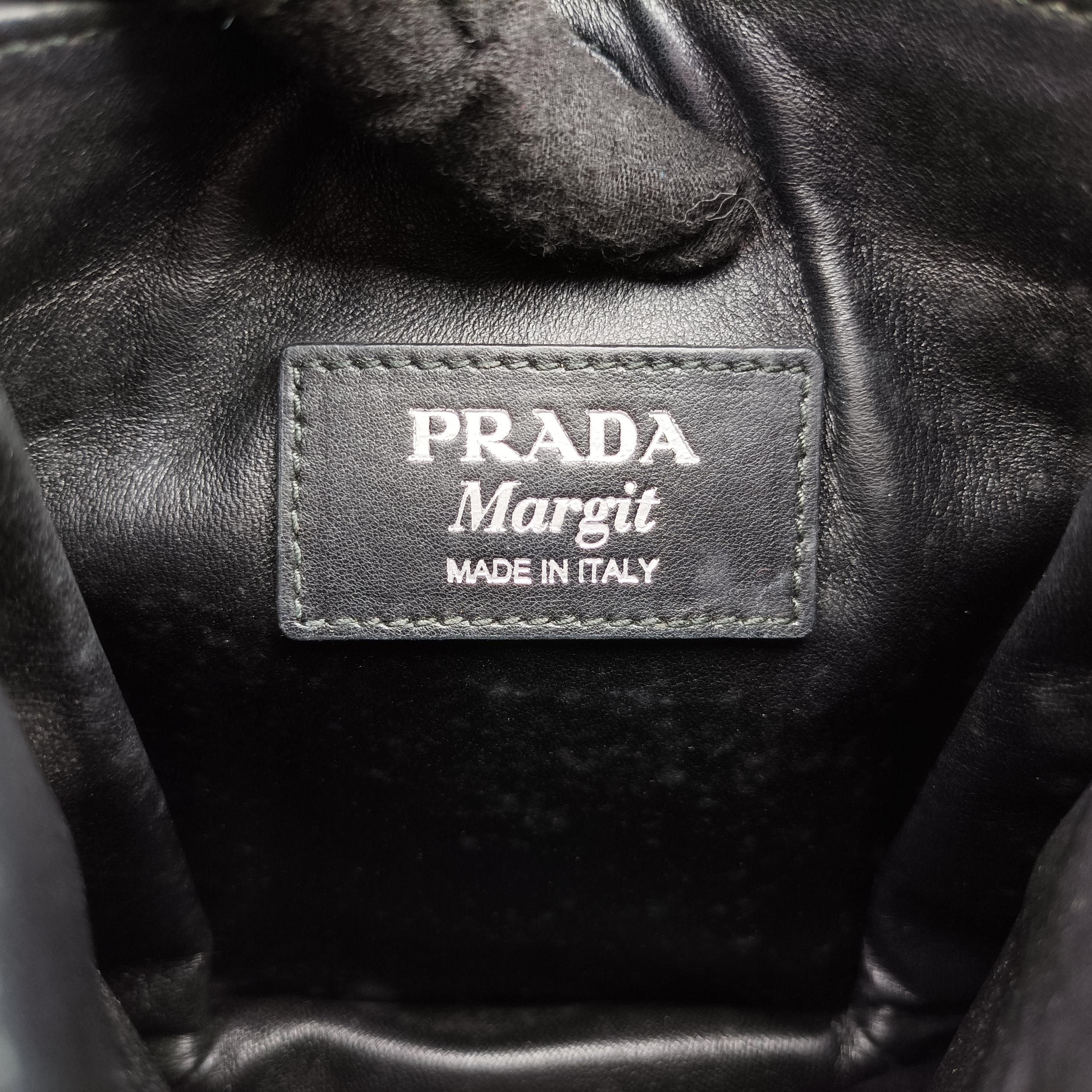 Vintage Prada Maggit Red × Black leather 1BC082 shoulderbag | stylenewstar