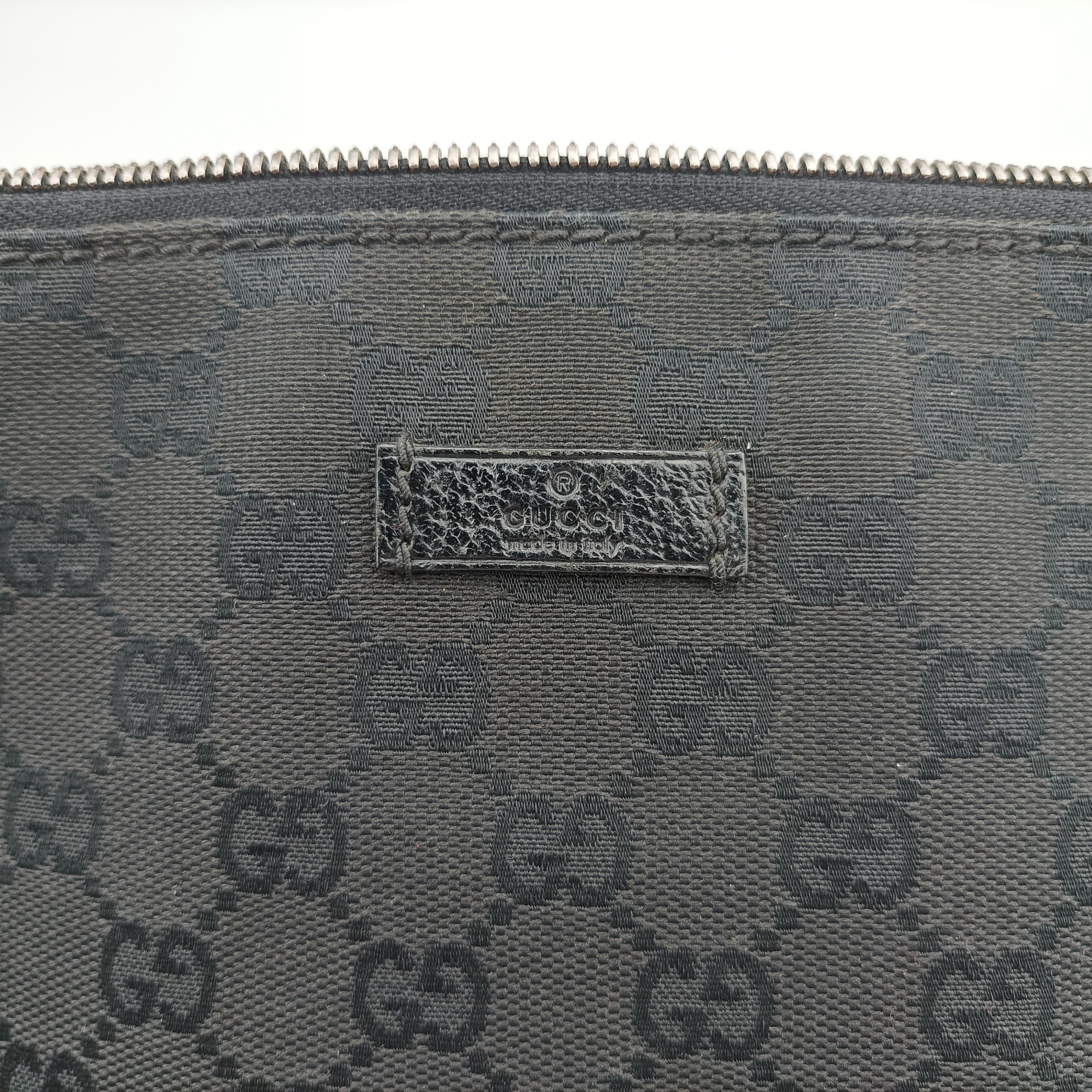 Secondhand Gucci GG Canvas Black canvas×leather 114273 shoulderbag | stylenewstar