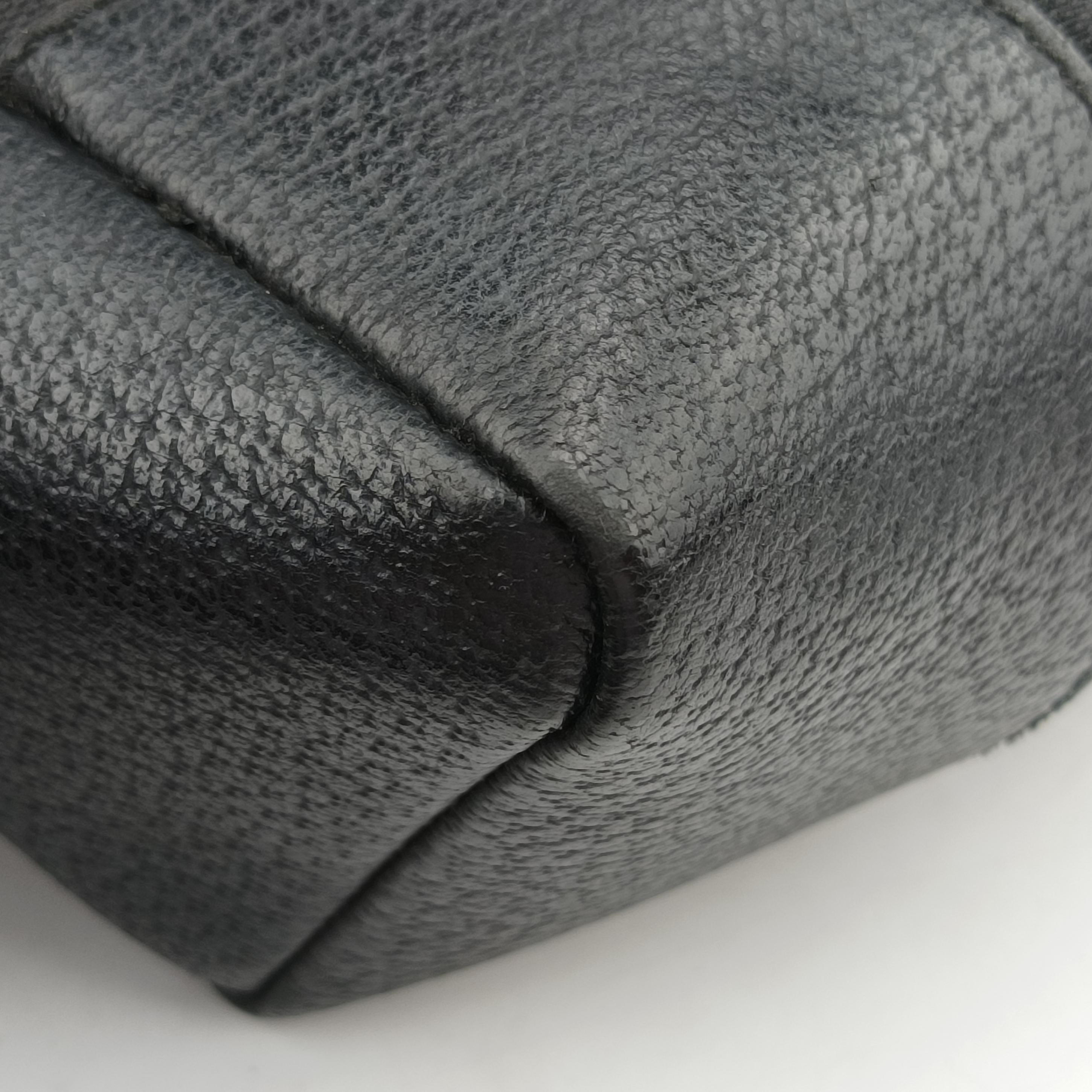 Secondhand Gucci GG Canvas Black canvas×leather 114273 shoulderbag | stylenewstar