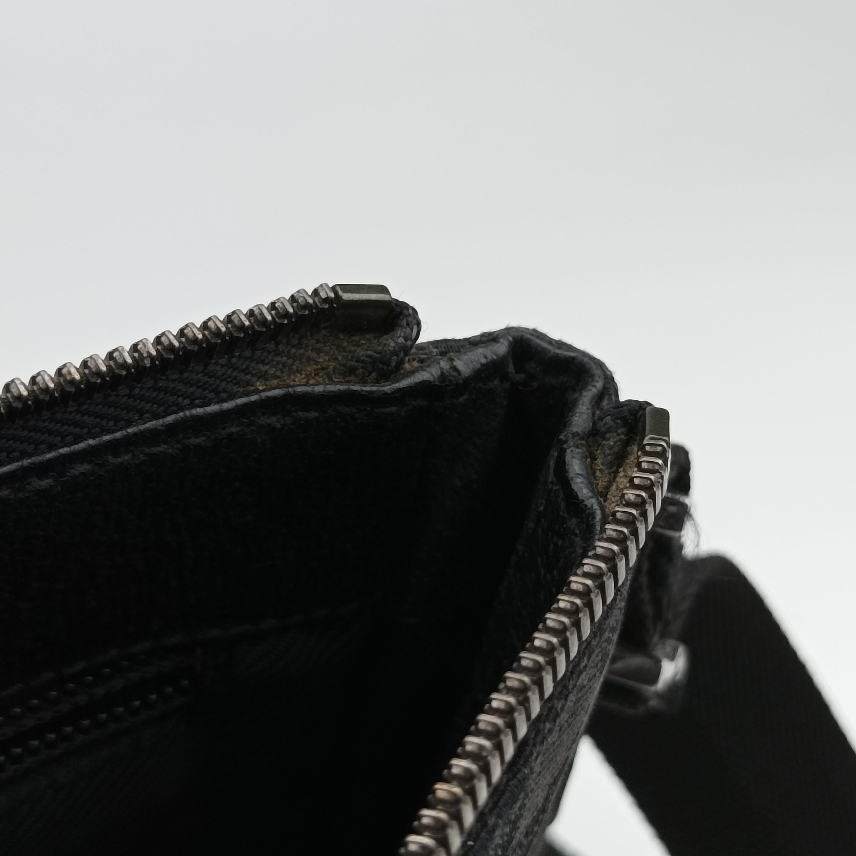 Secondhand Gucci GG Canvas Black canvas×leather 114273 shoulderbag | stylenewstar