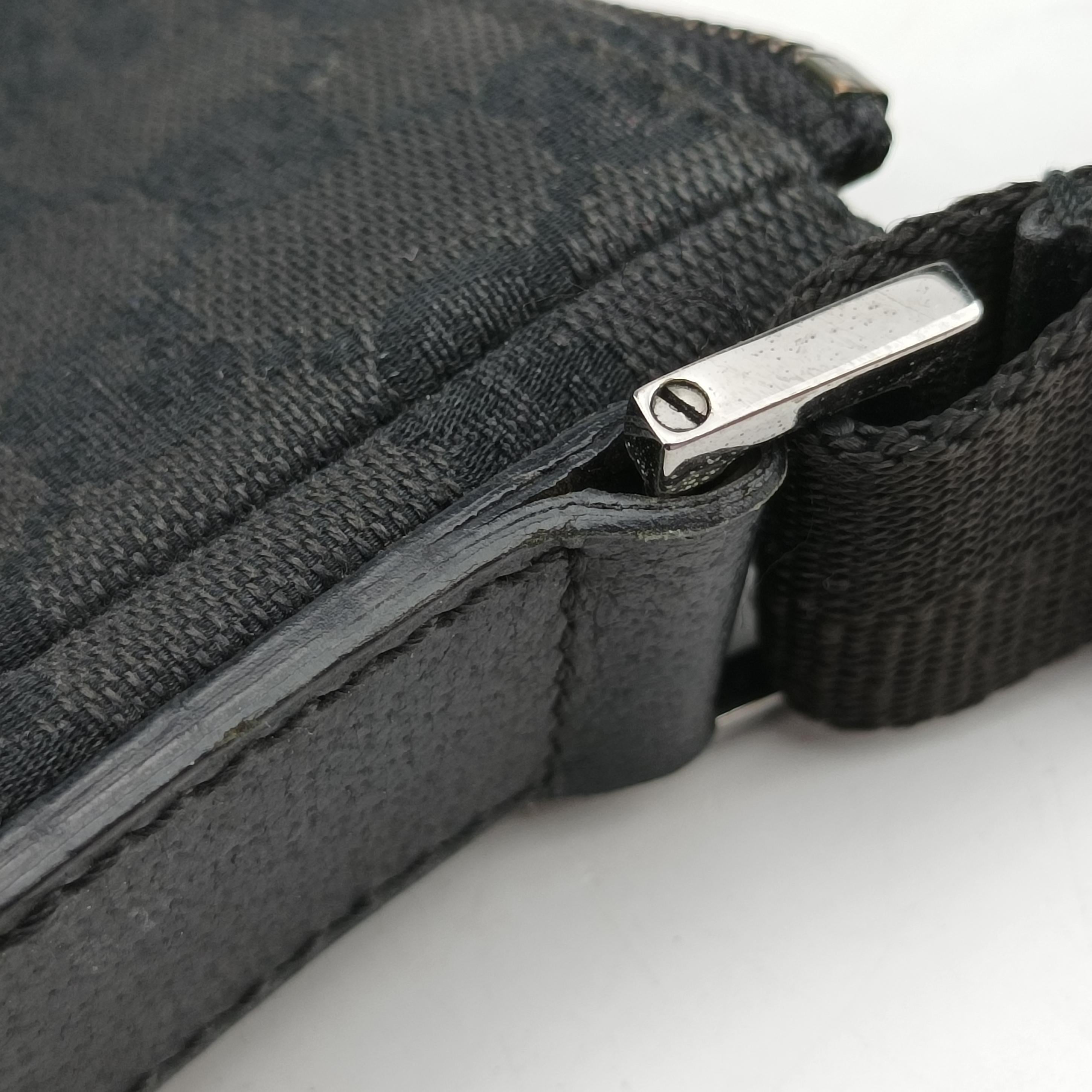Secondhand Gucci GG Canvas Black canvas×leather 114273 shoulderbag | stylenewstar