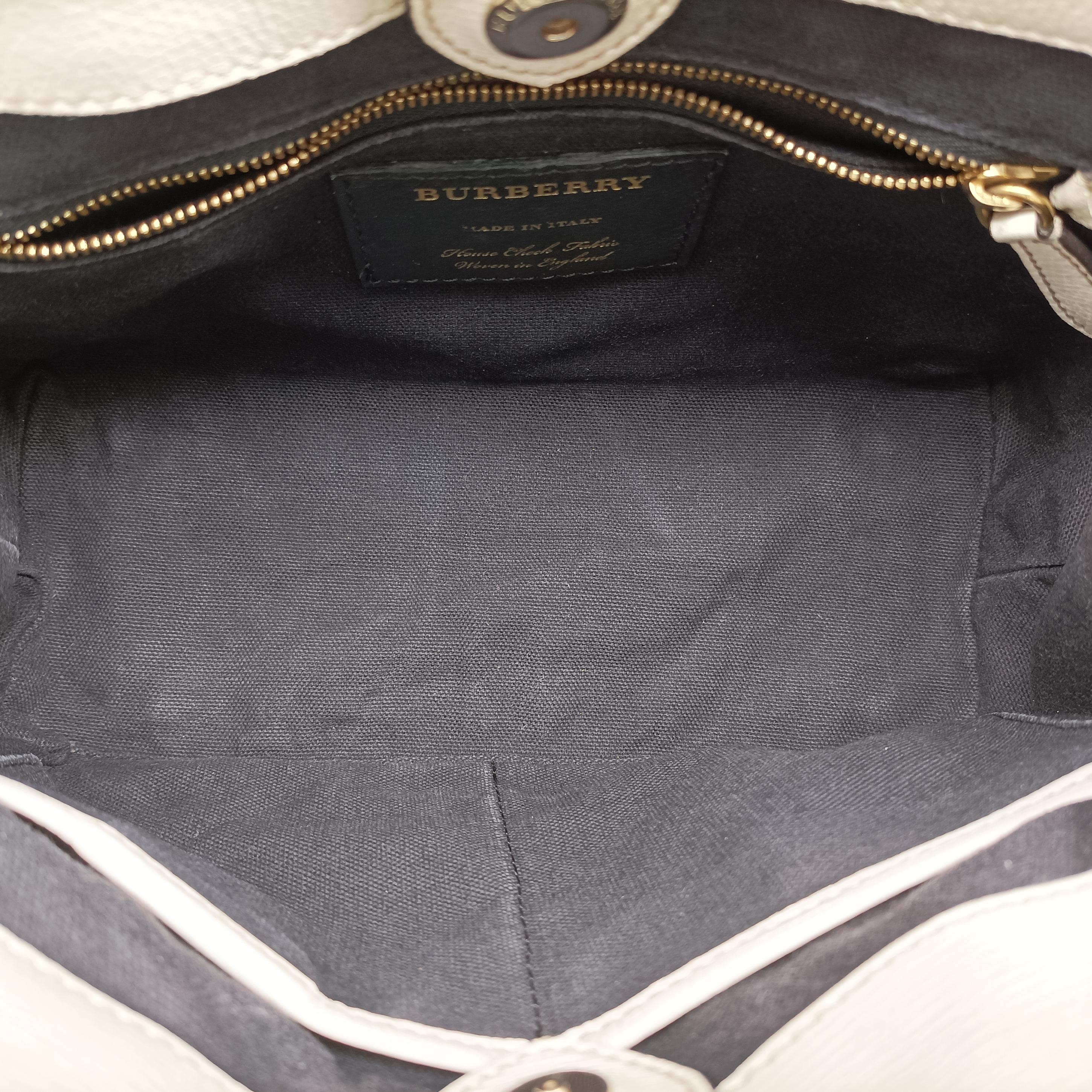Vintage Burberry House Check The Banner White Leather  shoulderbag | stylenewstar