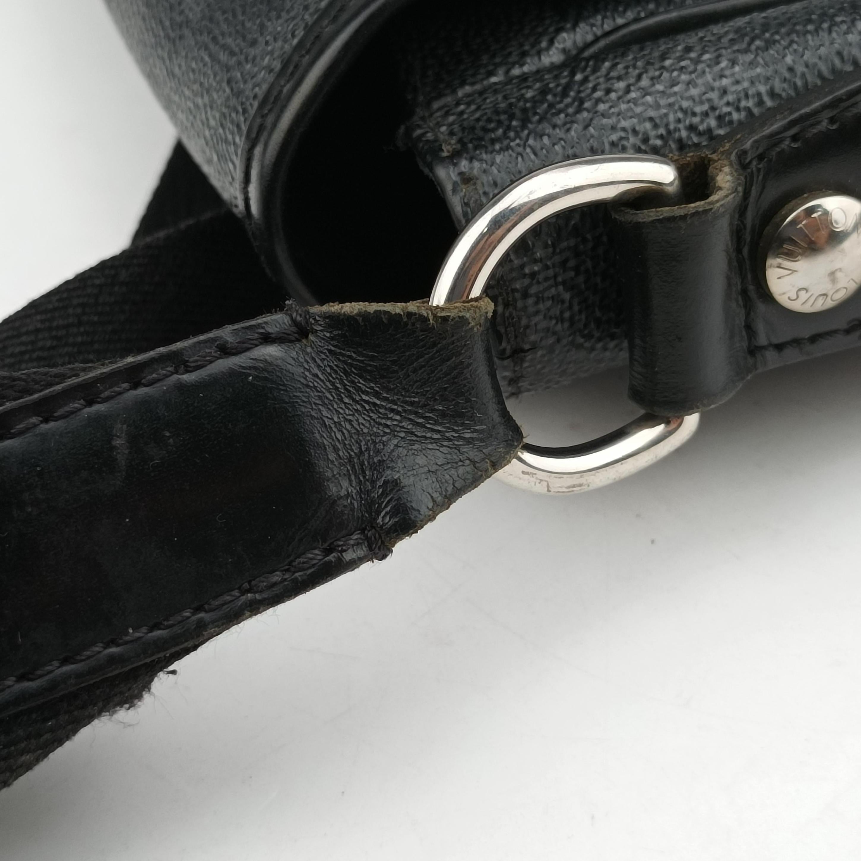 Pre-owned Louis Vuitton DANIEL MM Noir Damier GRAPHITE N58029 shoulderbag | stylenewstar
