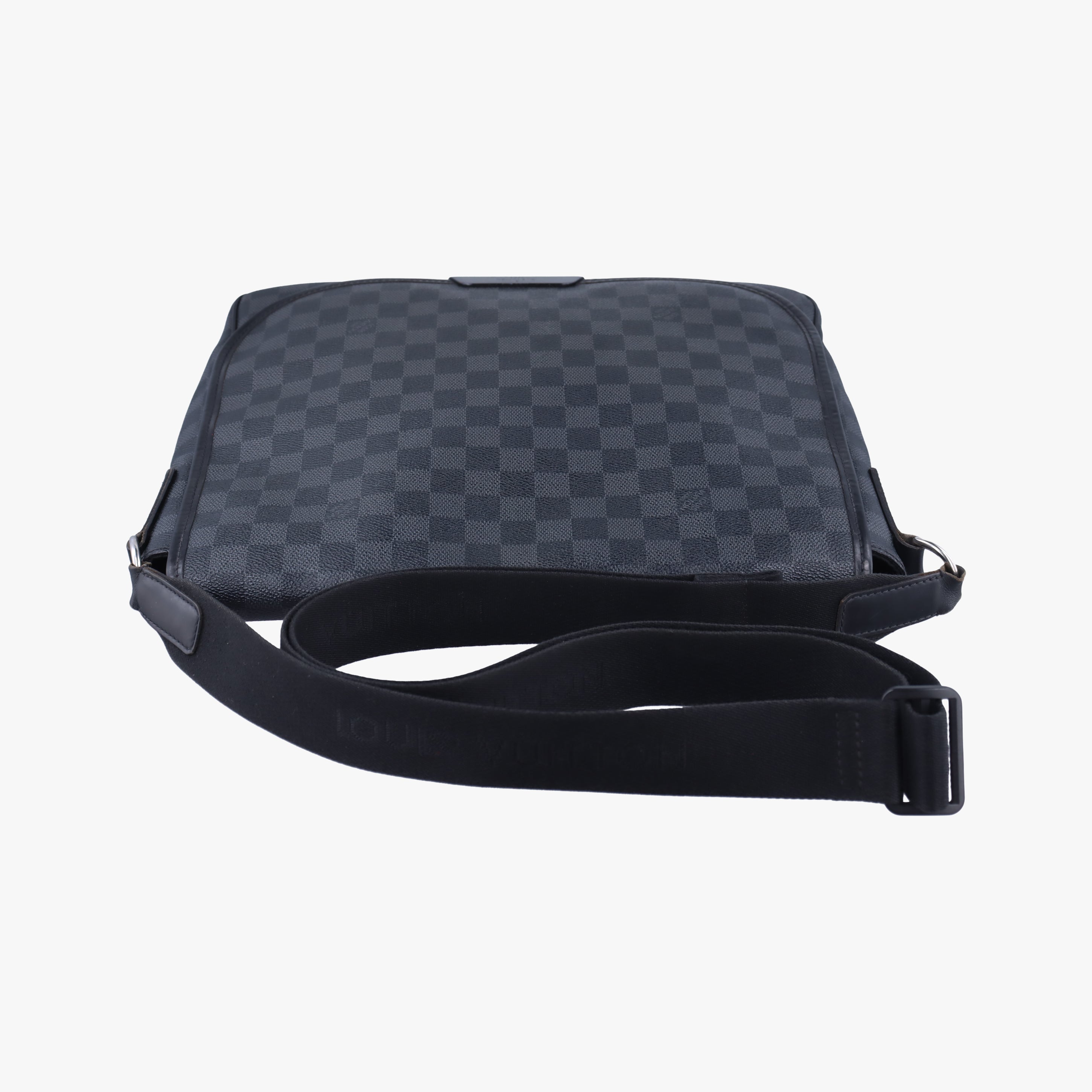 Pre-owned Louis Vuitton DANIEL MM Noir Damier GRAPHITE N58029 shoulderbag | stylenewstar