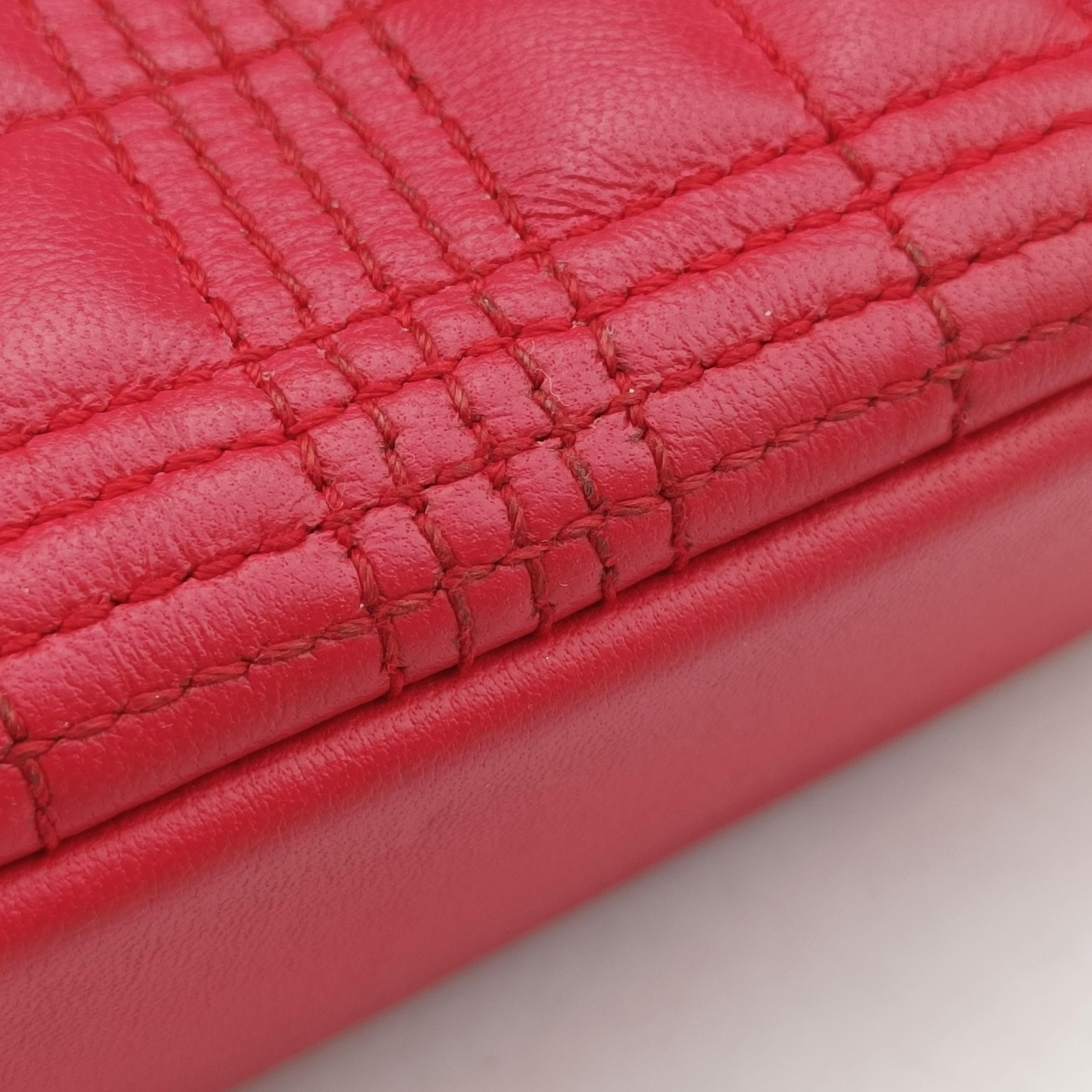 Pre-owned Burberry Lola chain TB Red Leather  shoulderbag | stylenewstar