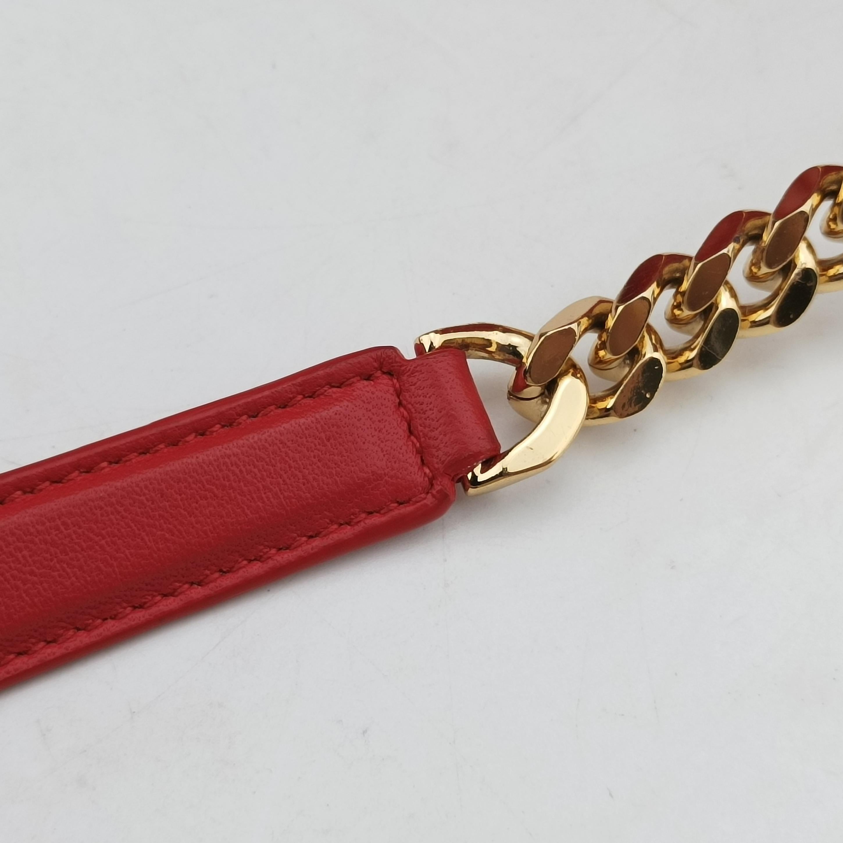 Pre-owned Burberry Lola chain TB Red Leather  shoulderbag | stylenewstar